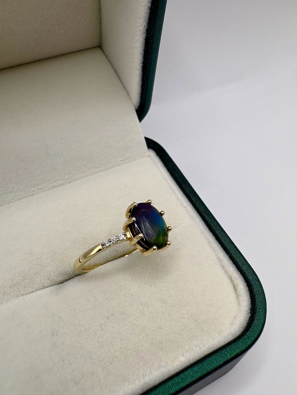 9ct gold ammolite and diamond ring