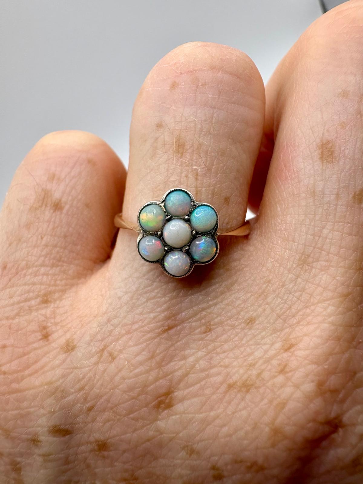 9ct gold opal daisy cluster ring