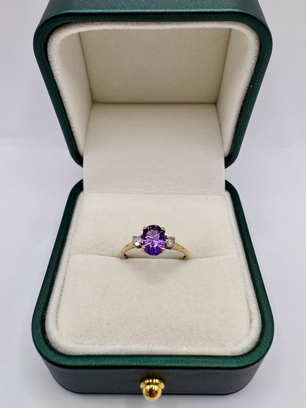 9ct gold amethyst and cz ring