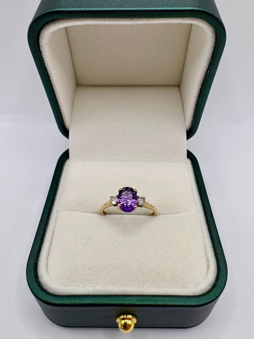 9ct gold amethyst and cz ring