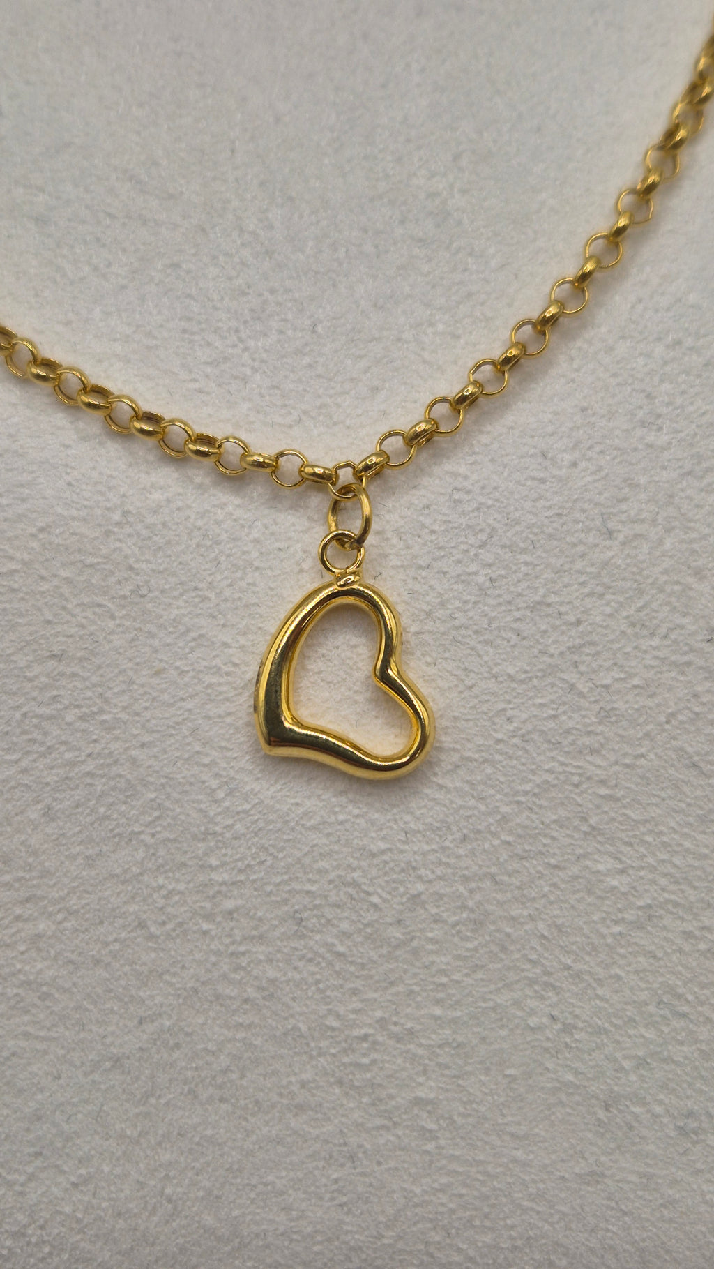 9ct gold heart bracelet