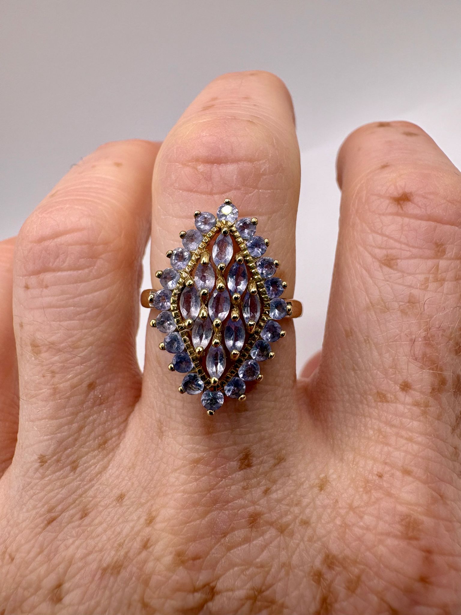 9ct gold tanzanite cluster ring