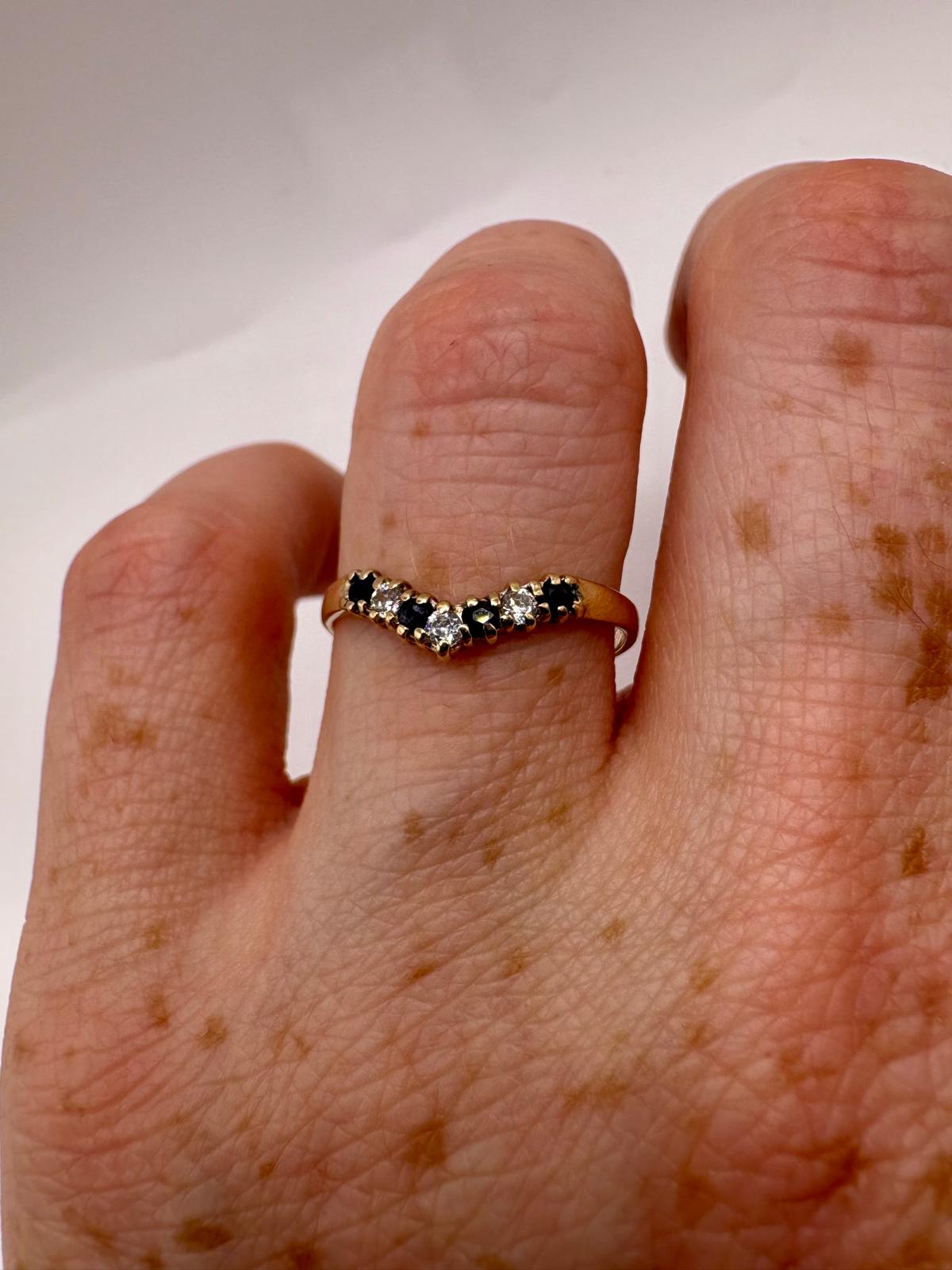9ct gold sapphire and cz wishbone ring