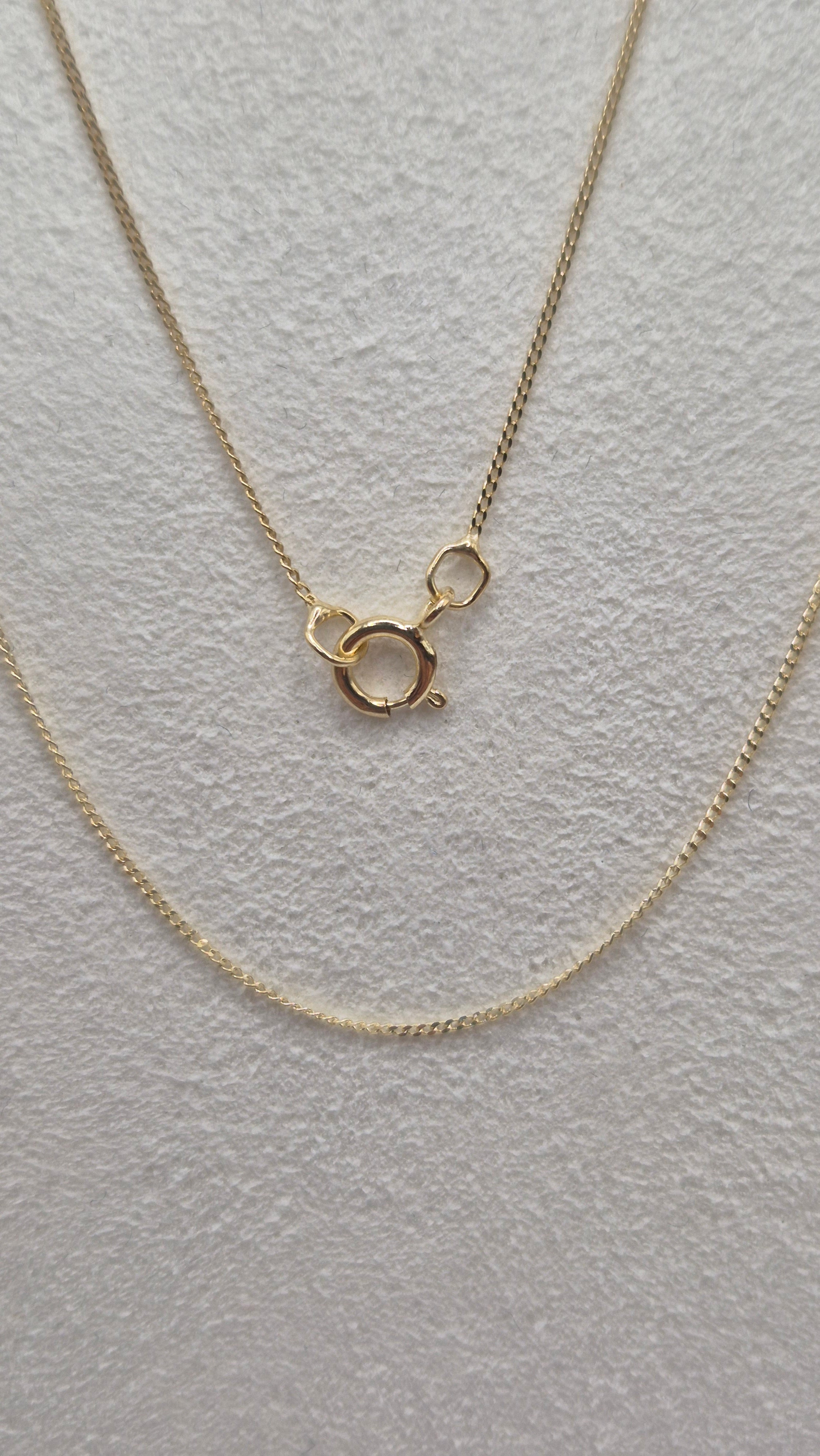 9ct gold 16 inch curb chain (1)