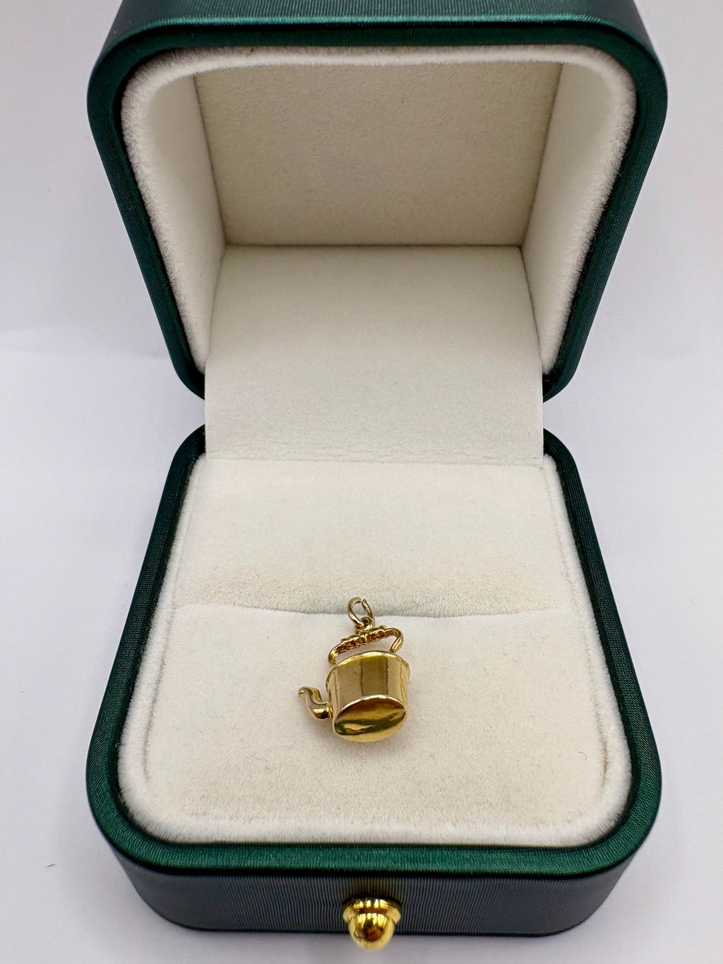 9ct gold kettle charm