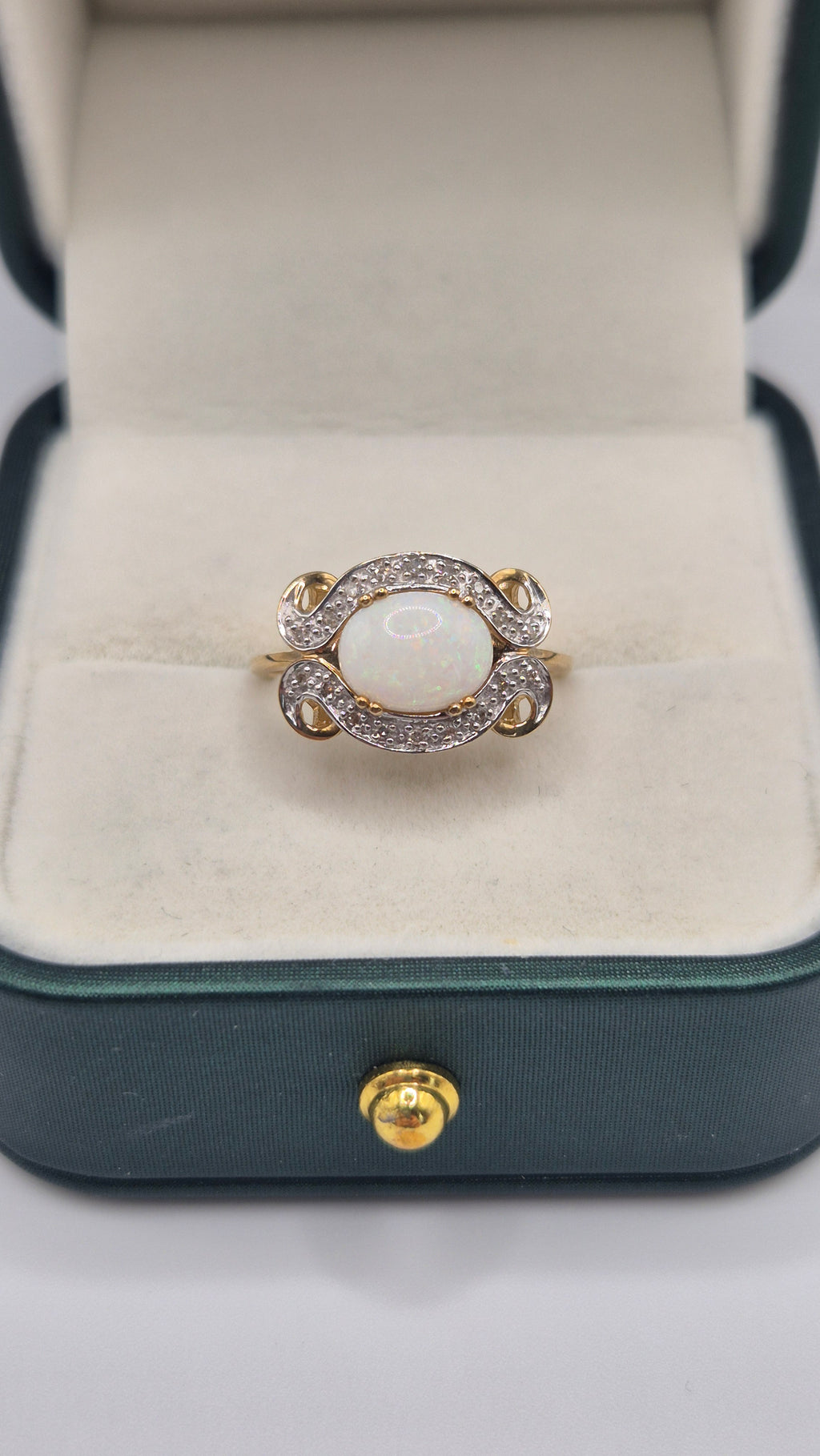 9ct gold opal and diamond ring