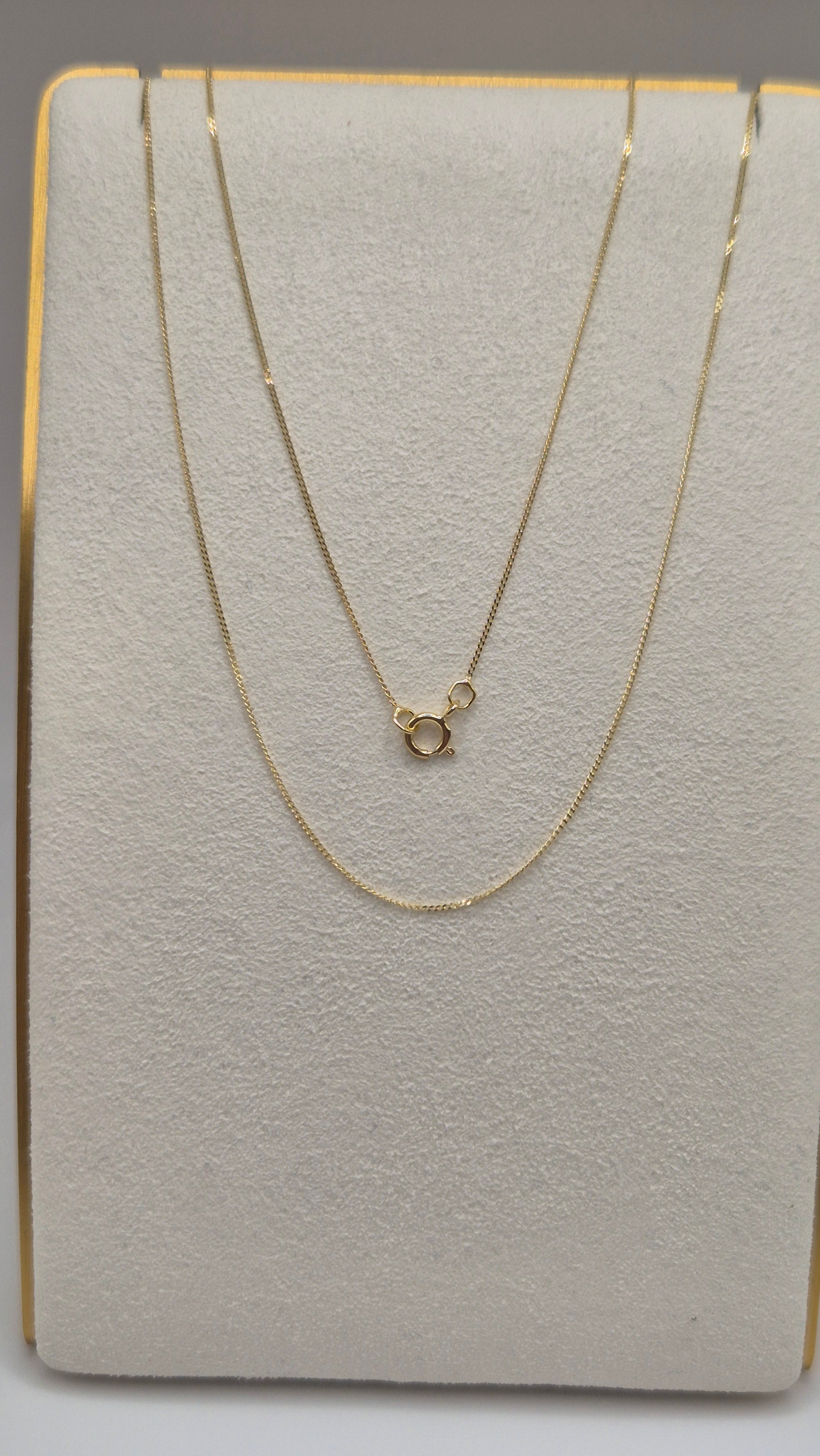 9ct gold 16 inch curb chain (1)