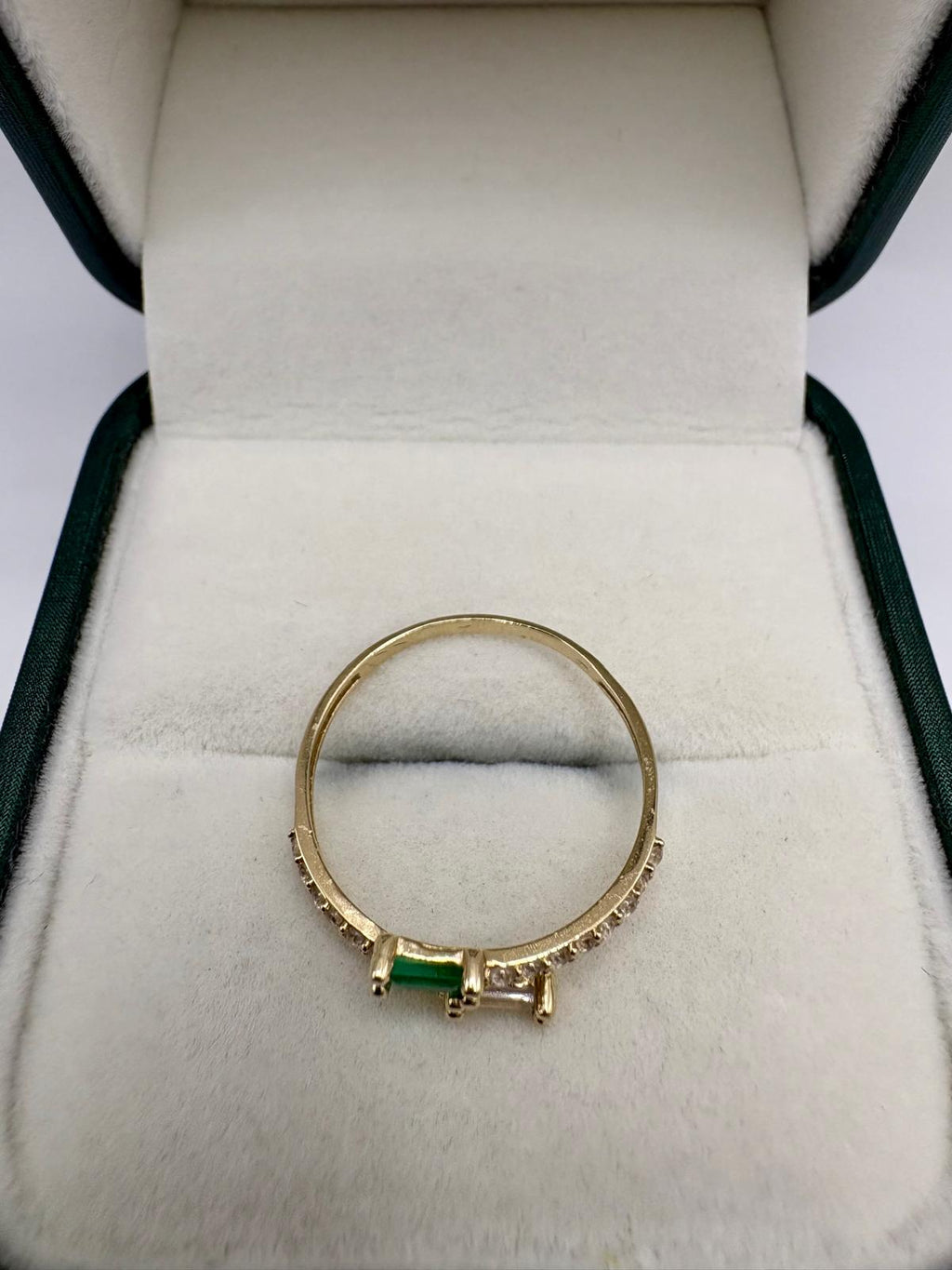 9ct gold emerald and zircon ring