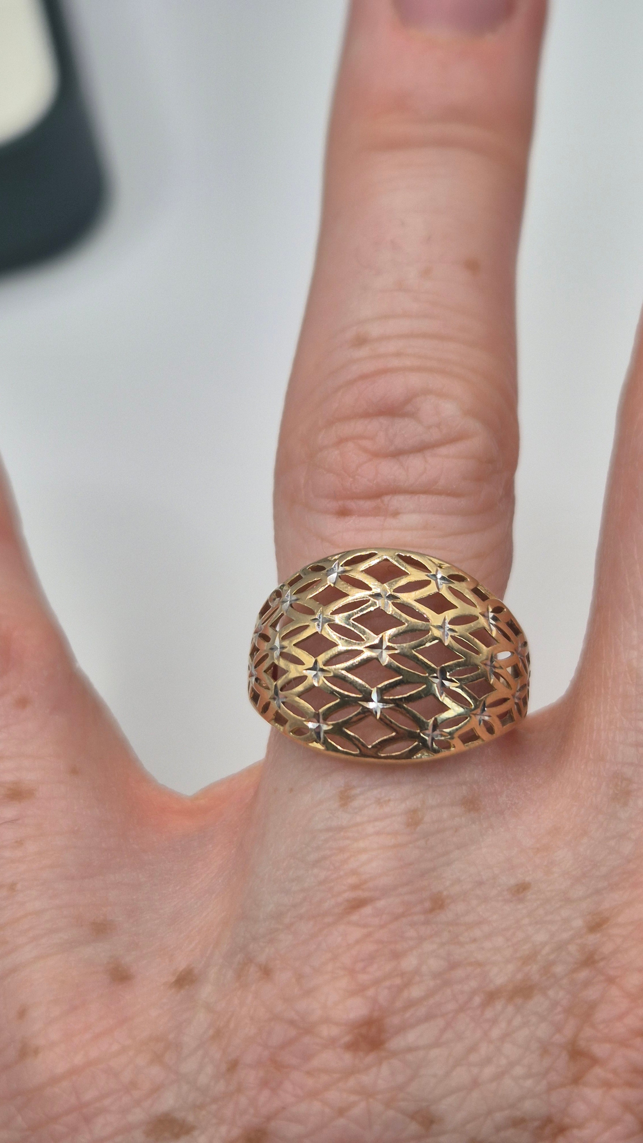 9ct gold dome ring