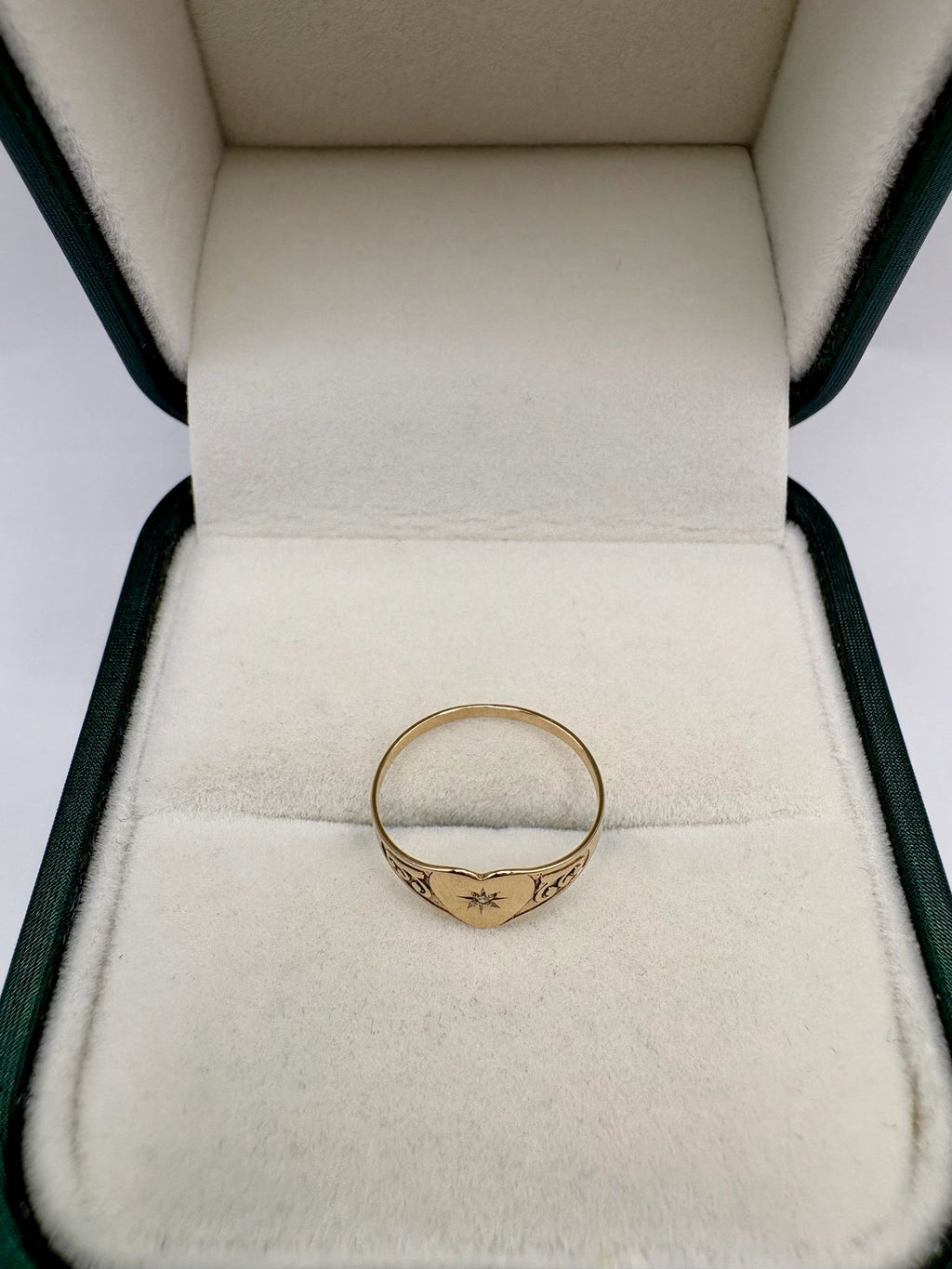 9ct gold diamond heart signet ring