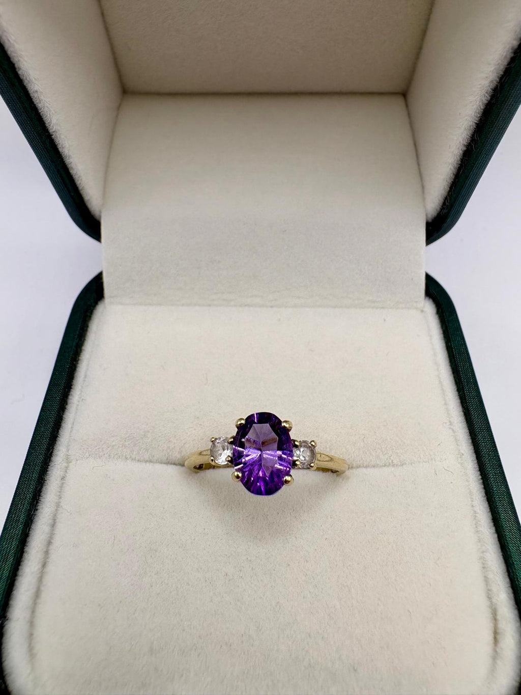 9ct gold amethyst and cz ring