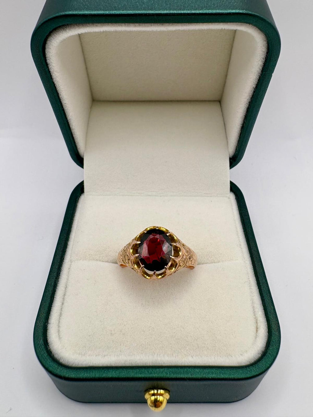9ct rose gold heavy gypsy ring loose but secure in setting
