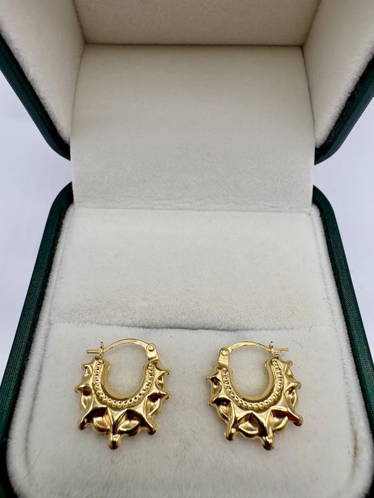 9ct gold Spike creole earrings