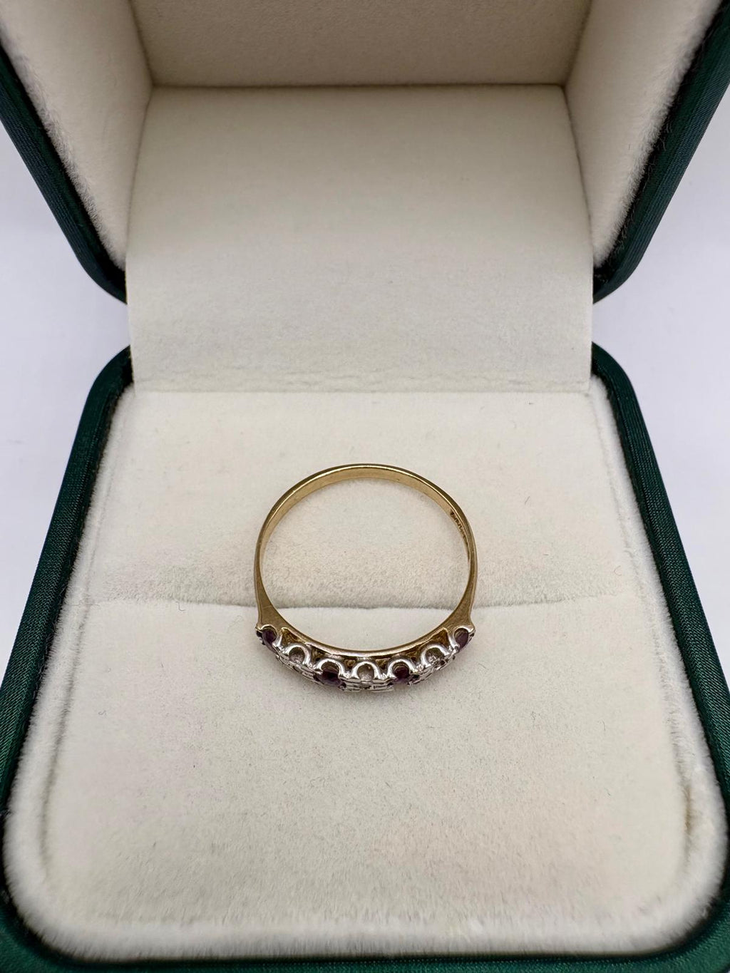 9ct gold amethyst and diamond ring