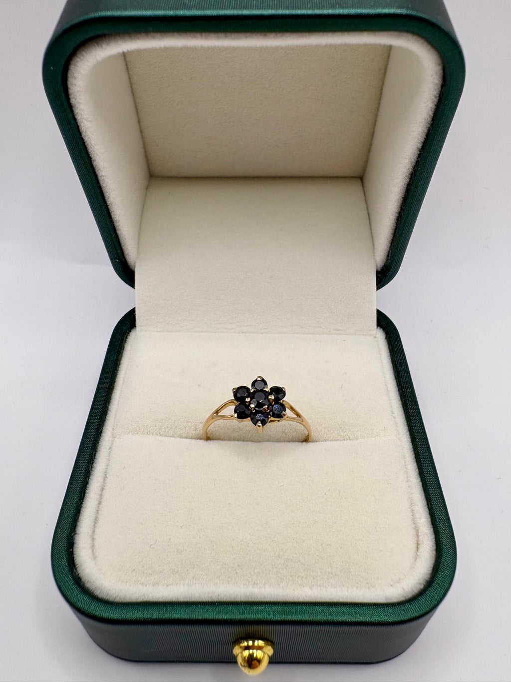 9ct black spinel ring