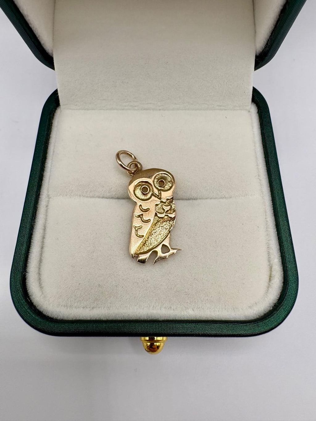 14ct gold owl pendant
