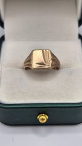 9ct gold heavy signet ring