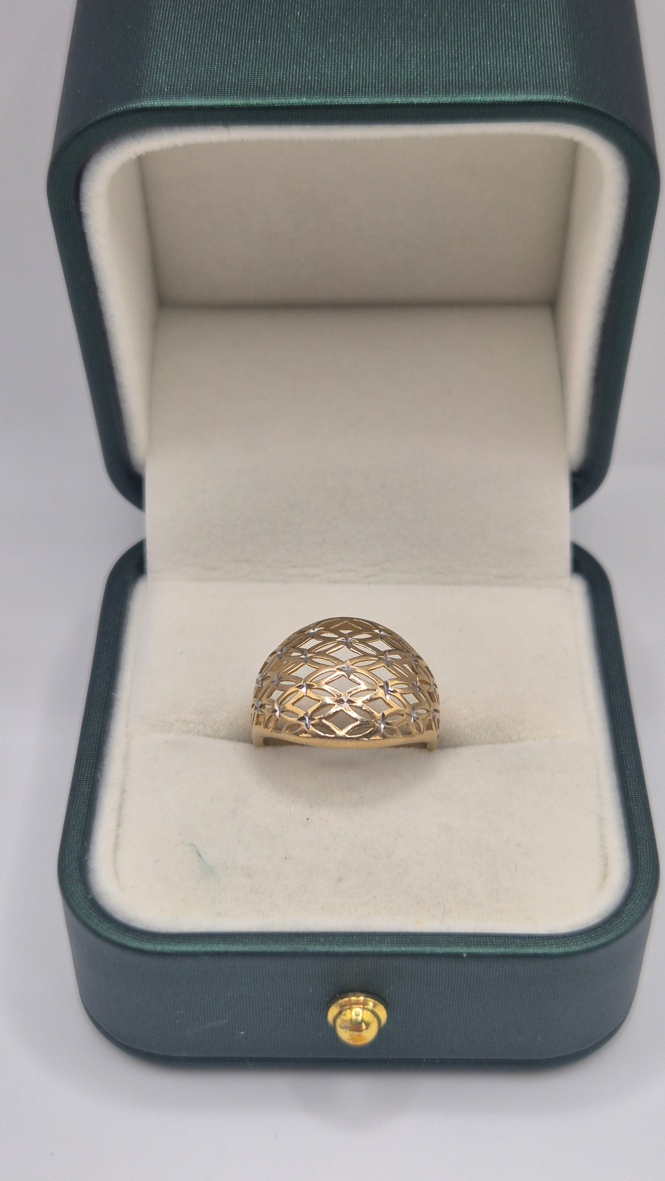 9ct gold dome ring