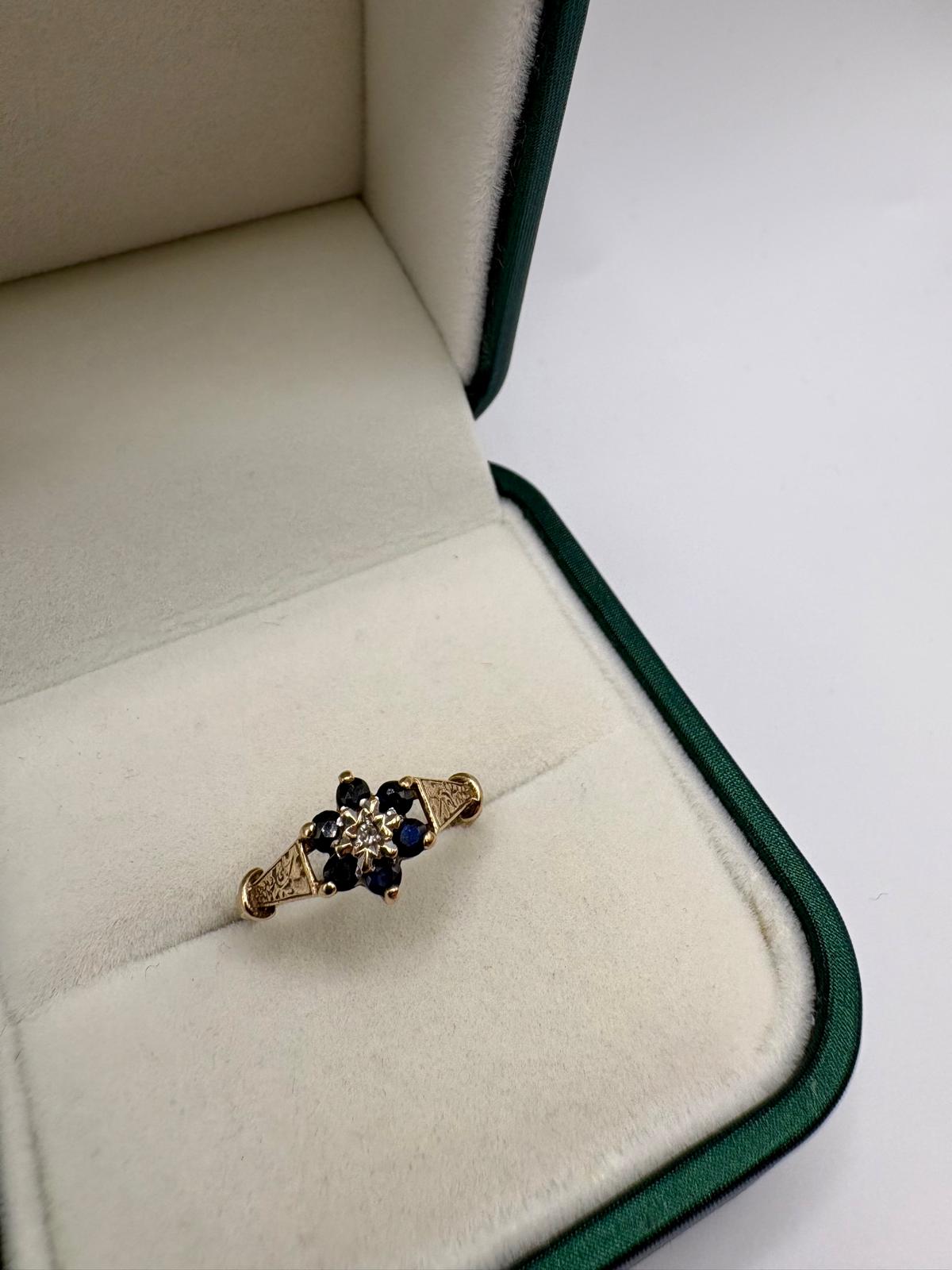 9ct gold sapphire and diamond ring