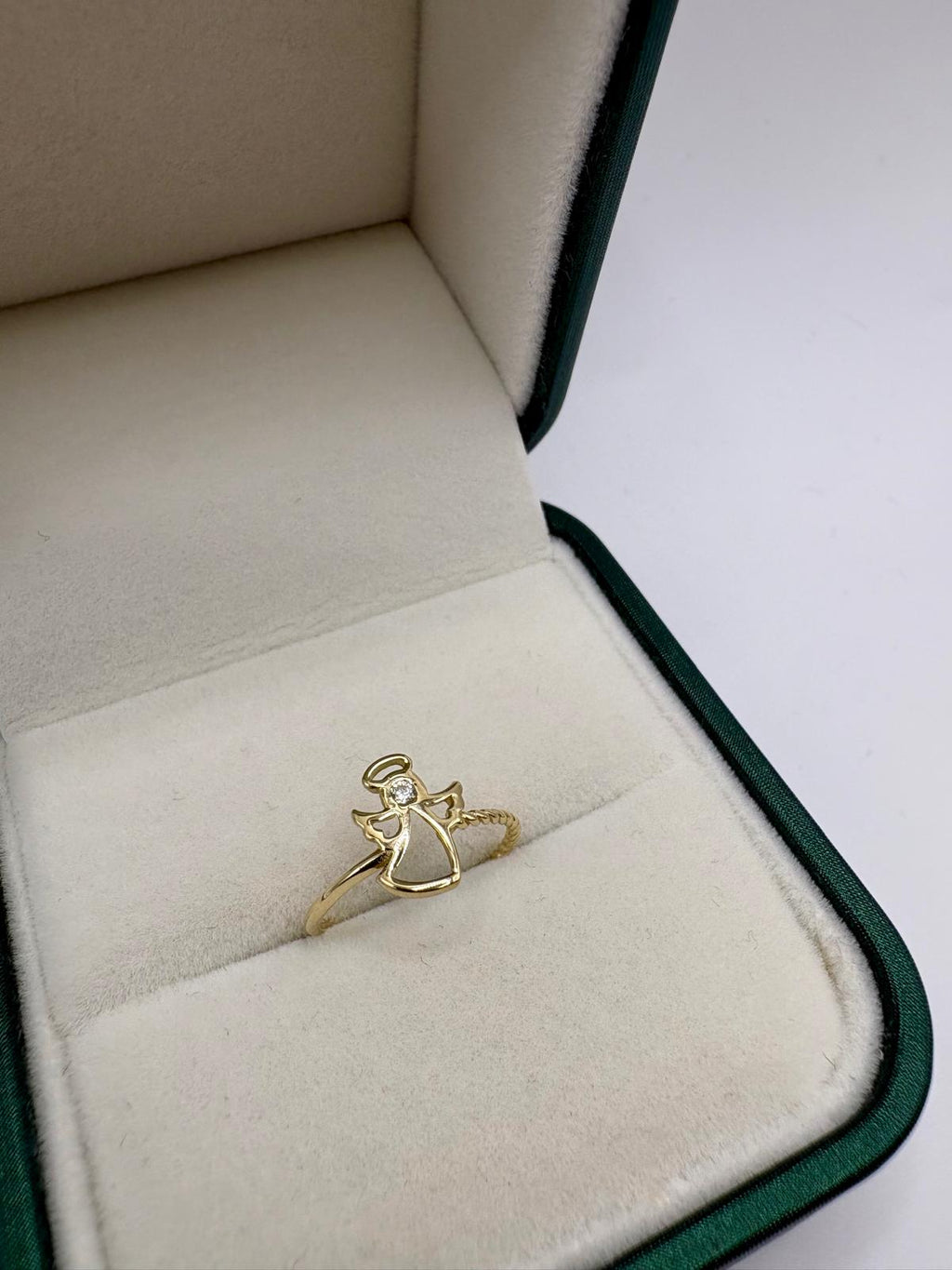 14ct angel cz ring