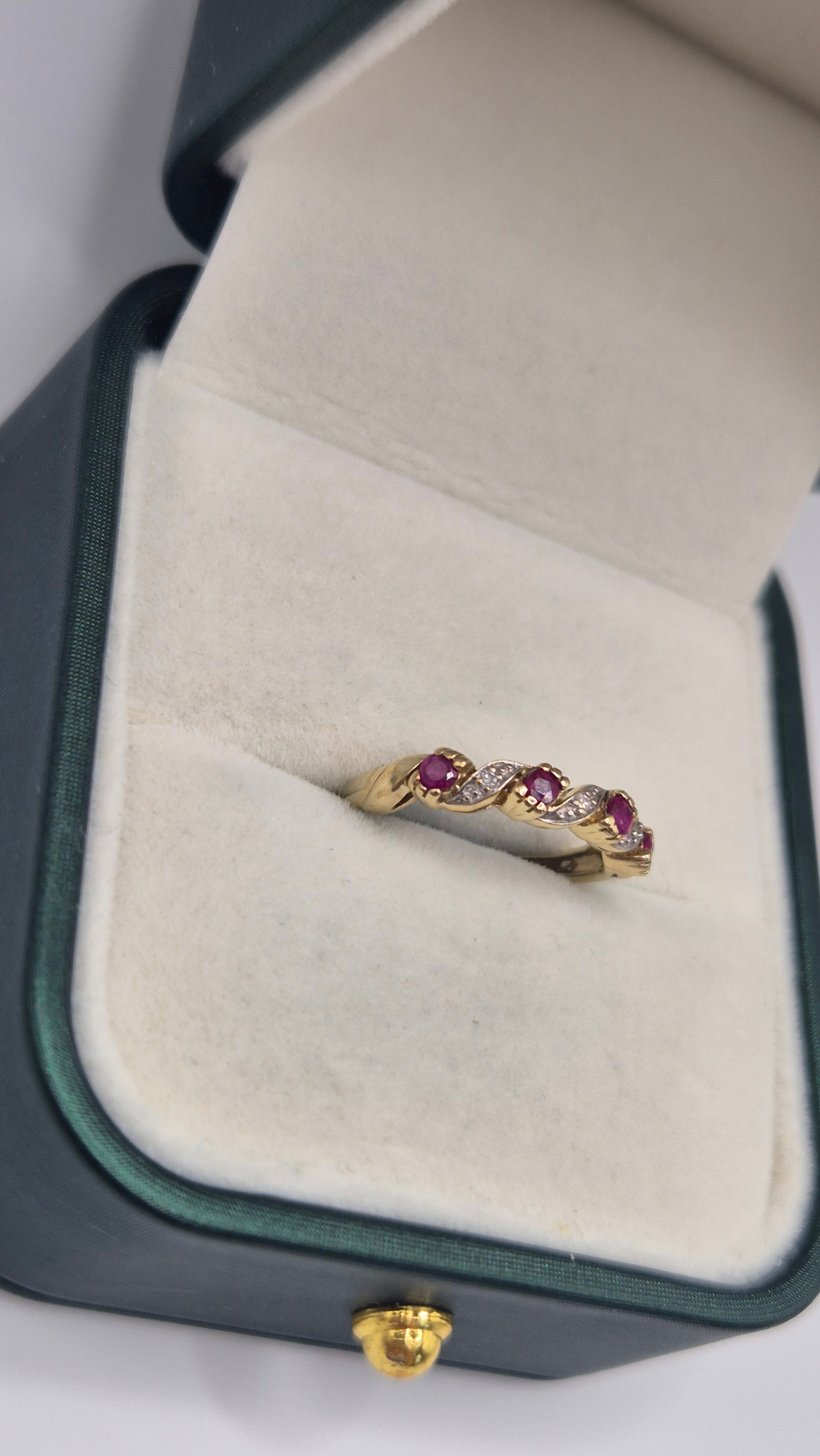 9ct gold ruby and diamond ring