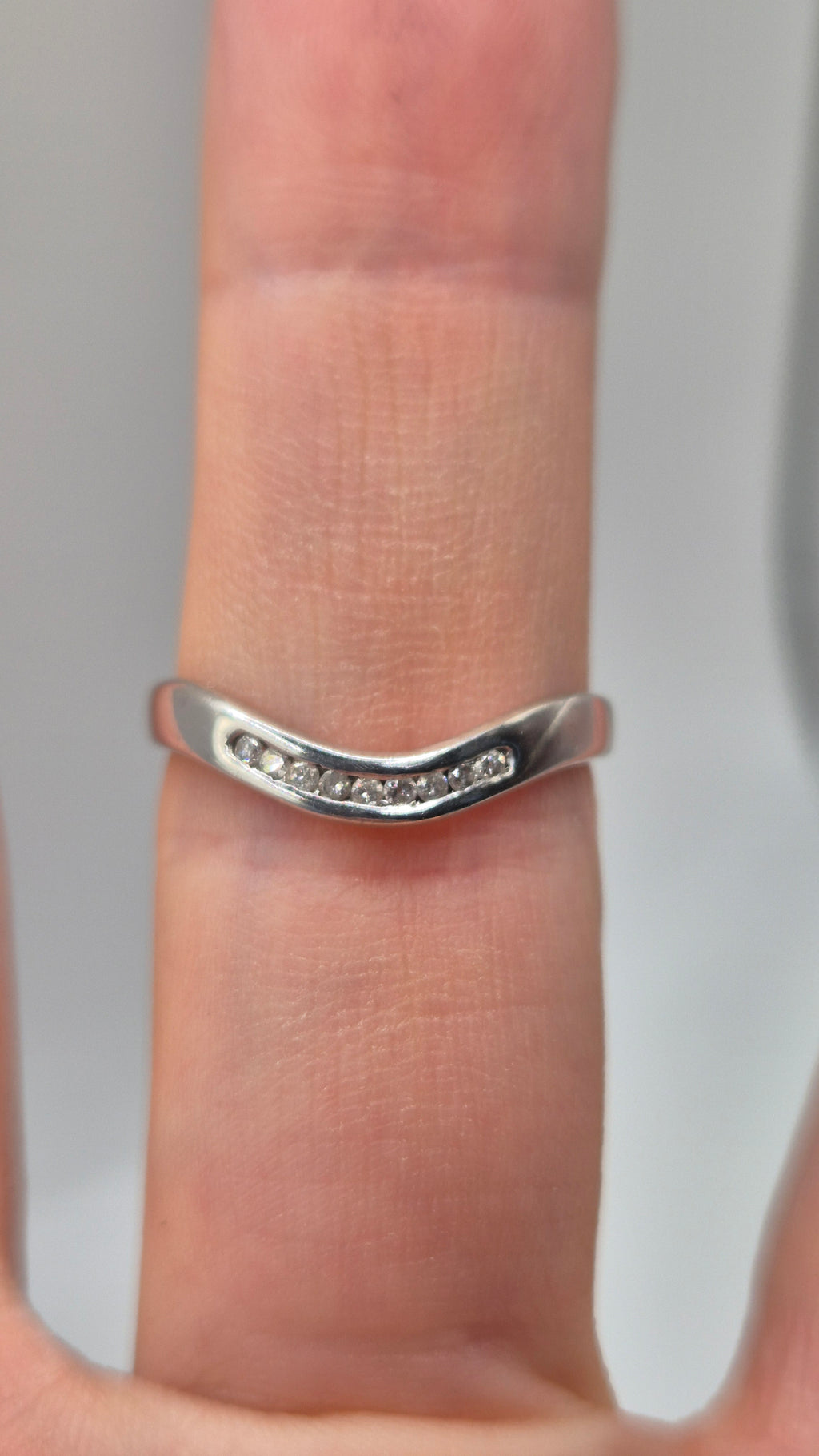 9ct gold diamond wishbone ring