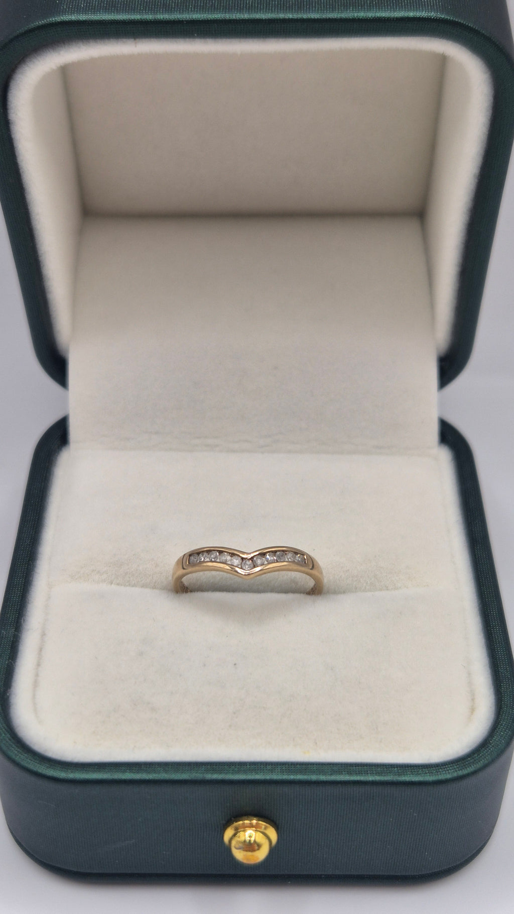 9ct gold diamond wishbone ring