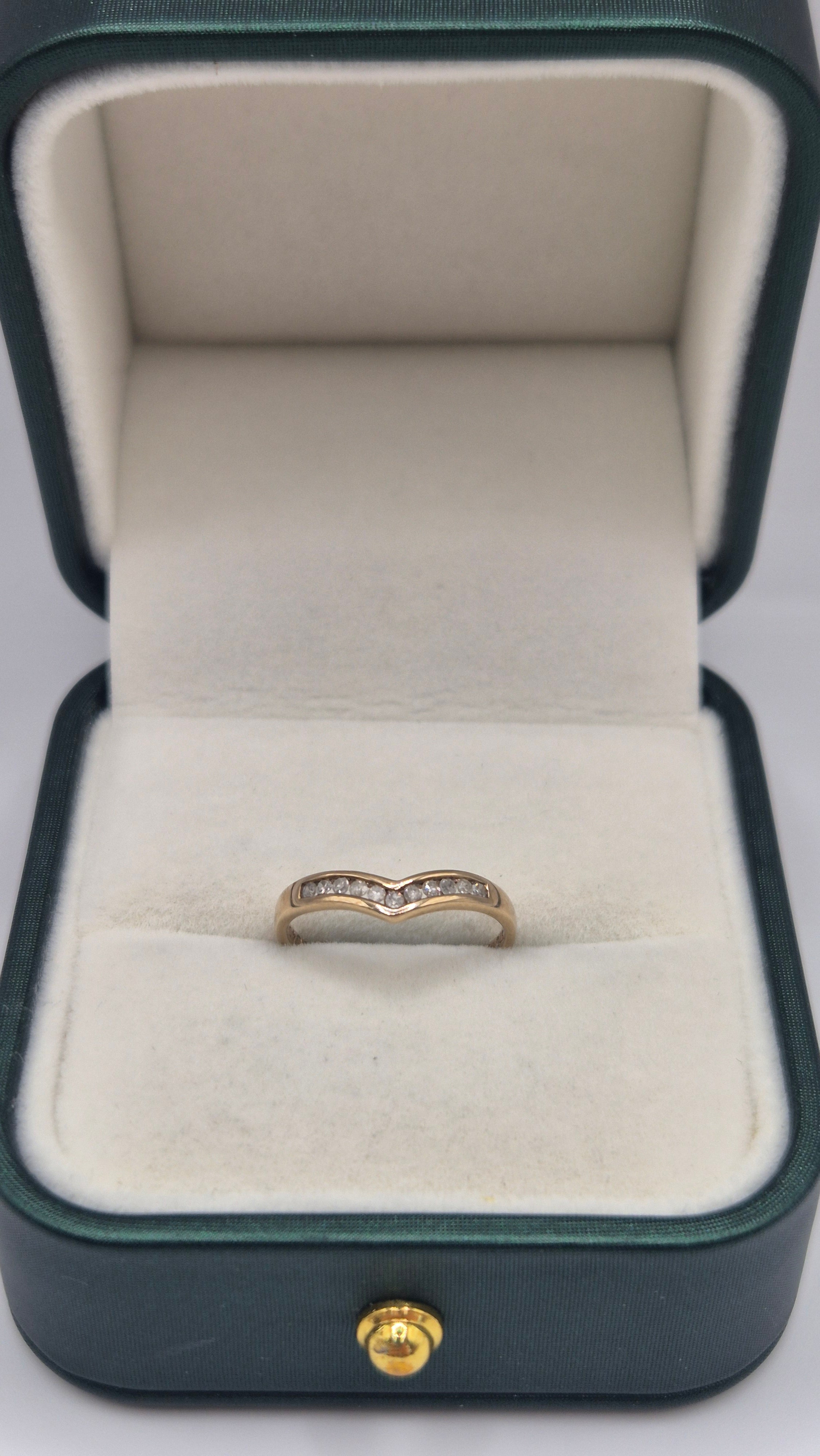 9ct gold diamond wishbone ring
