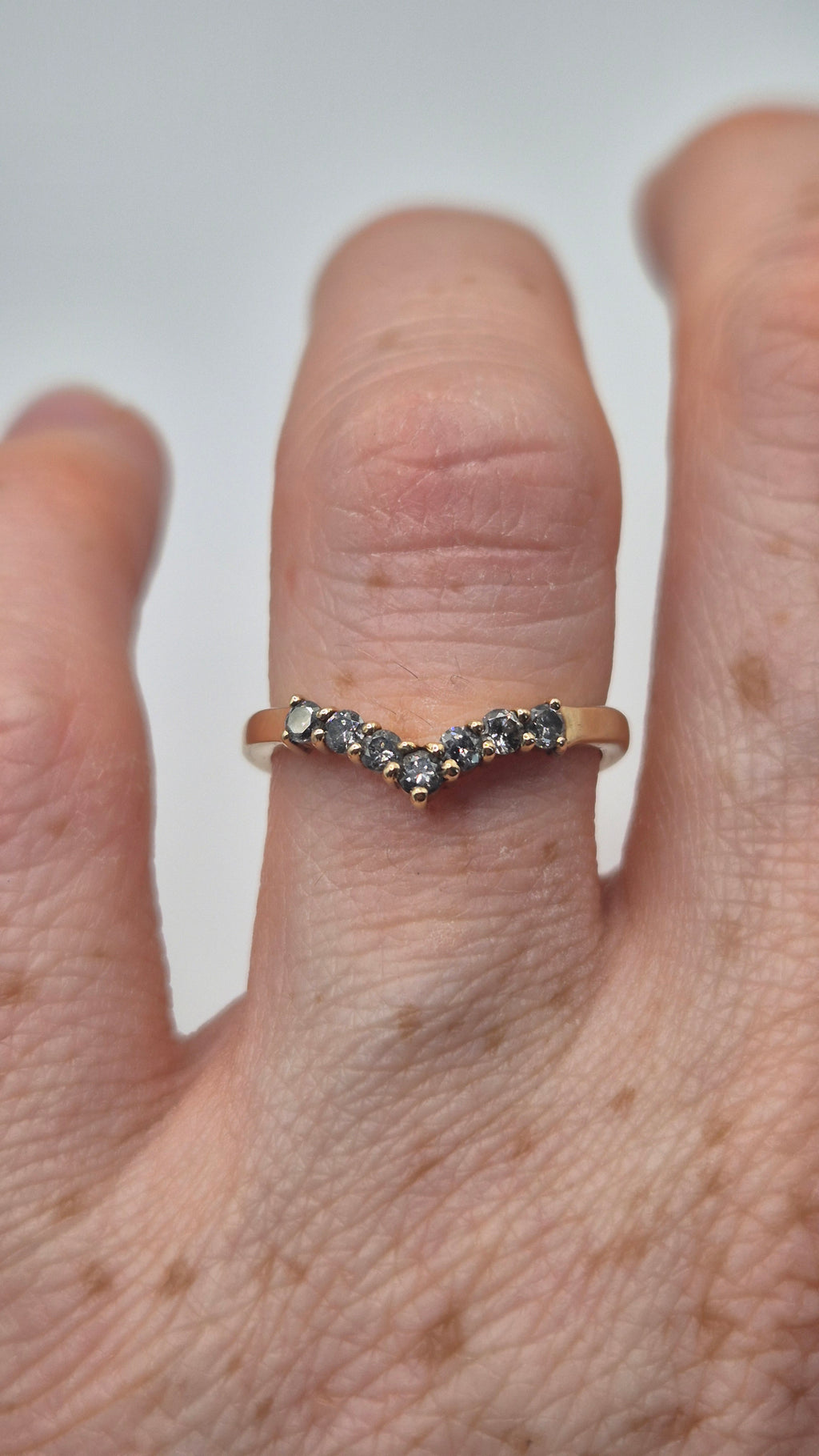 9ct gold blue diamond wishbone ring