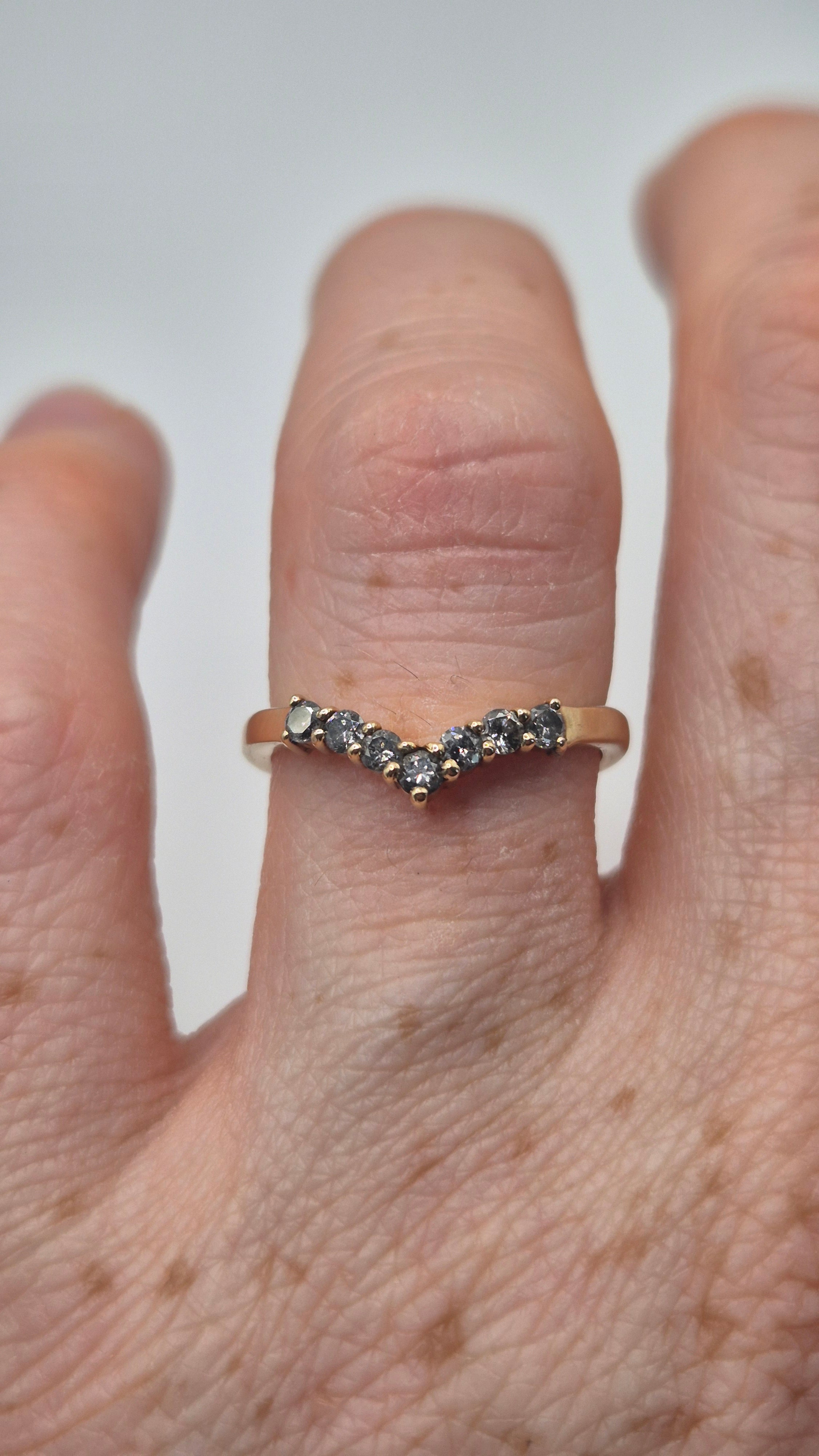 9ct gold blue diamond wishbone ring