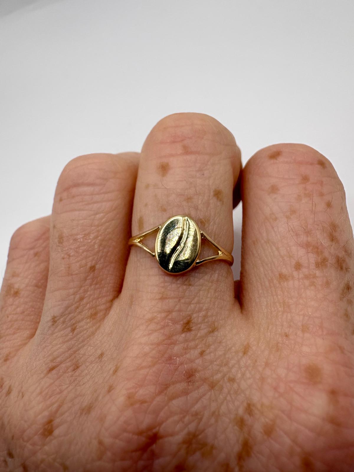 9ct gold coffee bean ring