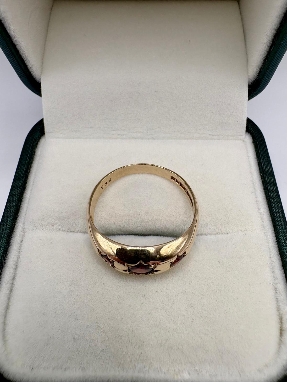 9ct gold garnet gypsy ring