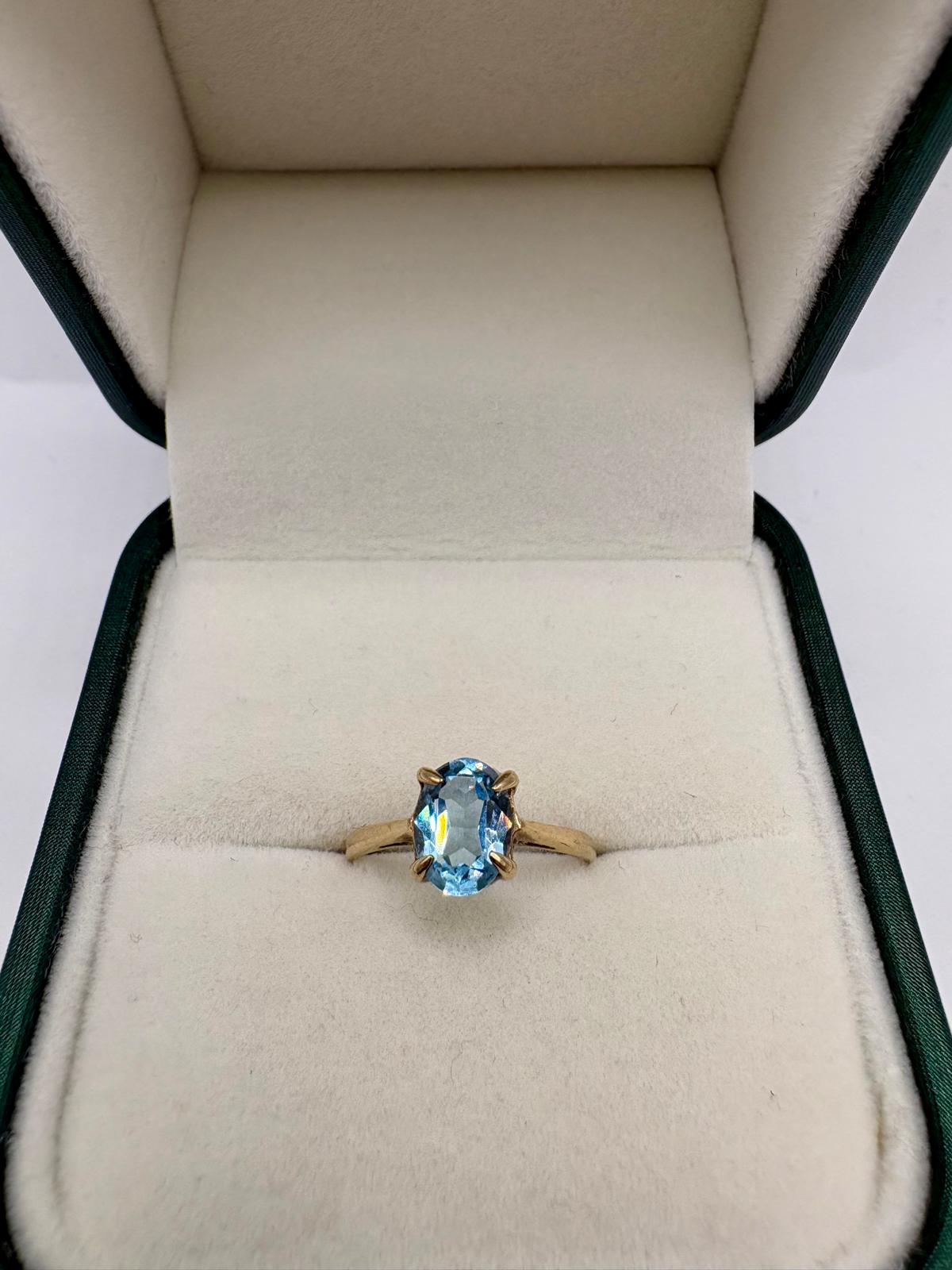 9ct gold topaz ring