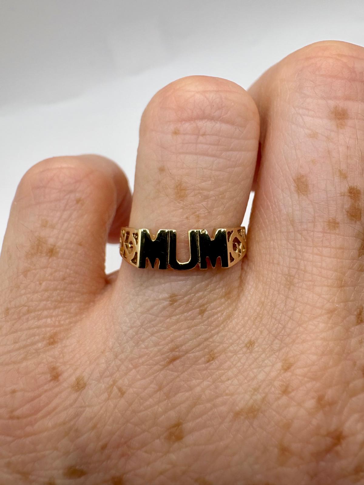9ct gold mum ring