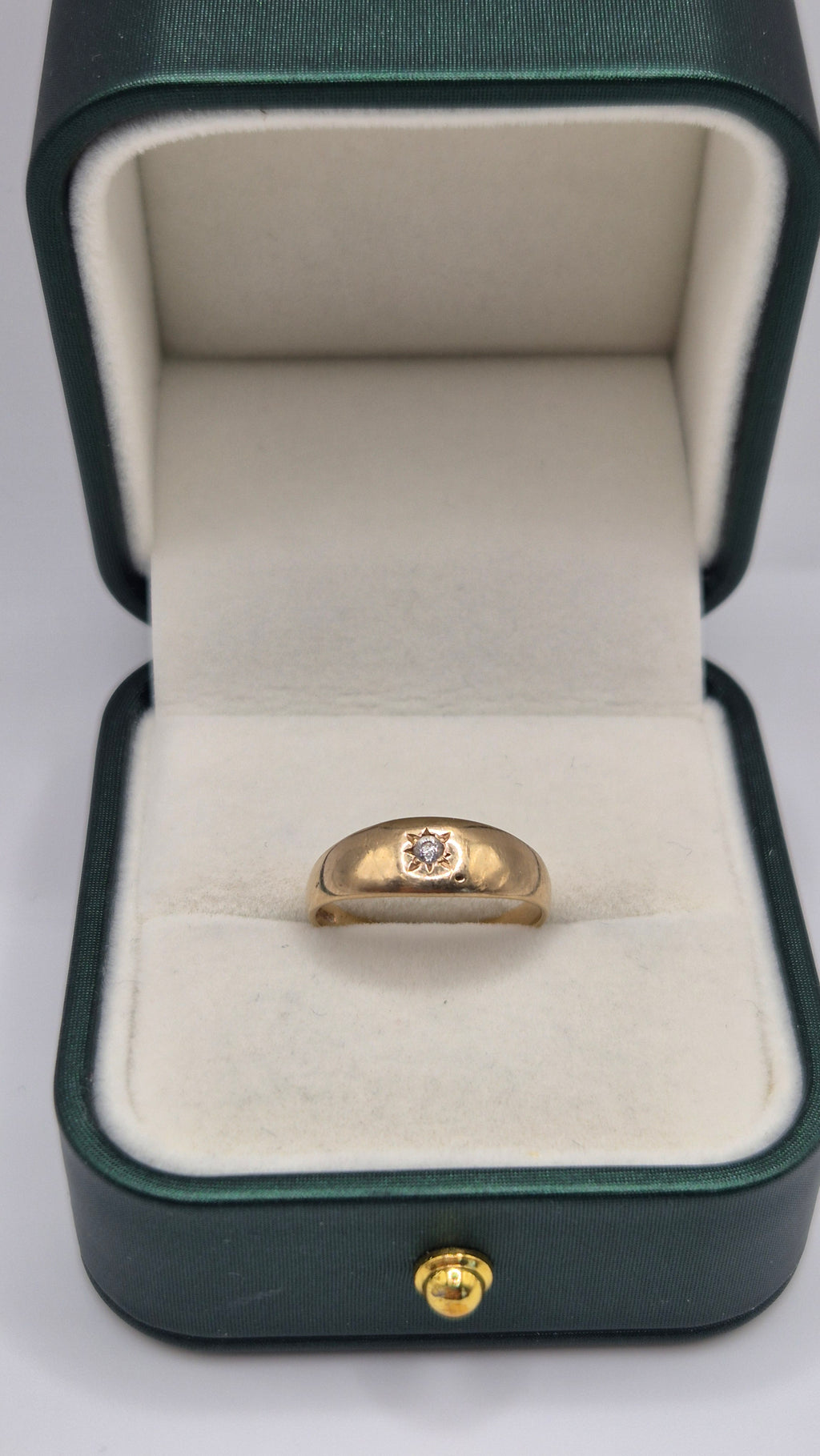 9ct gold cz gypsy ring