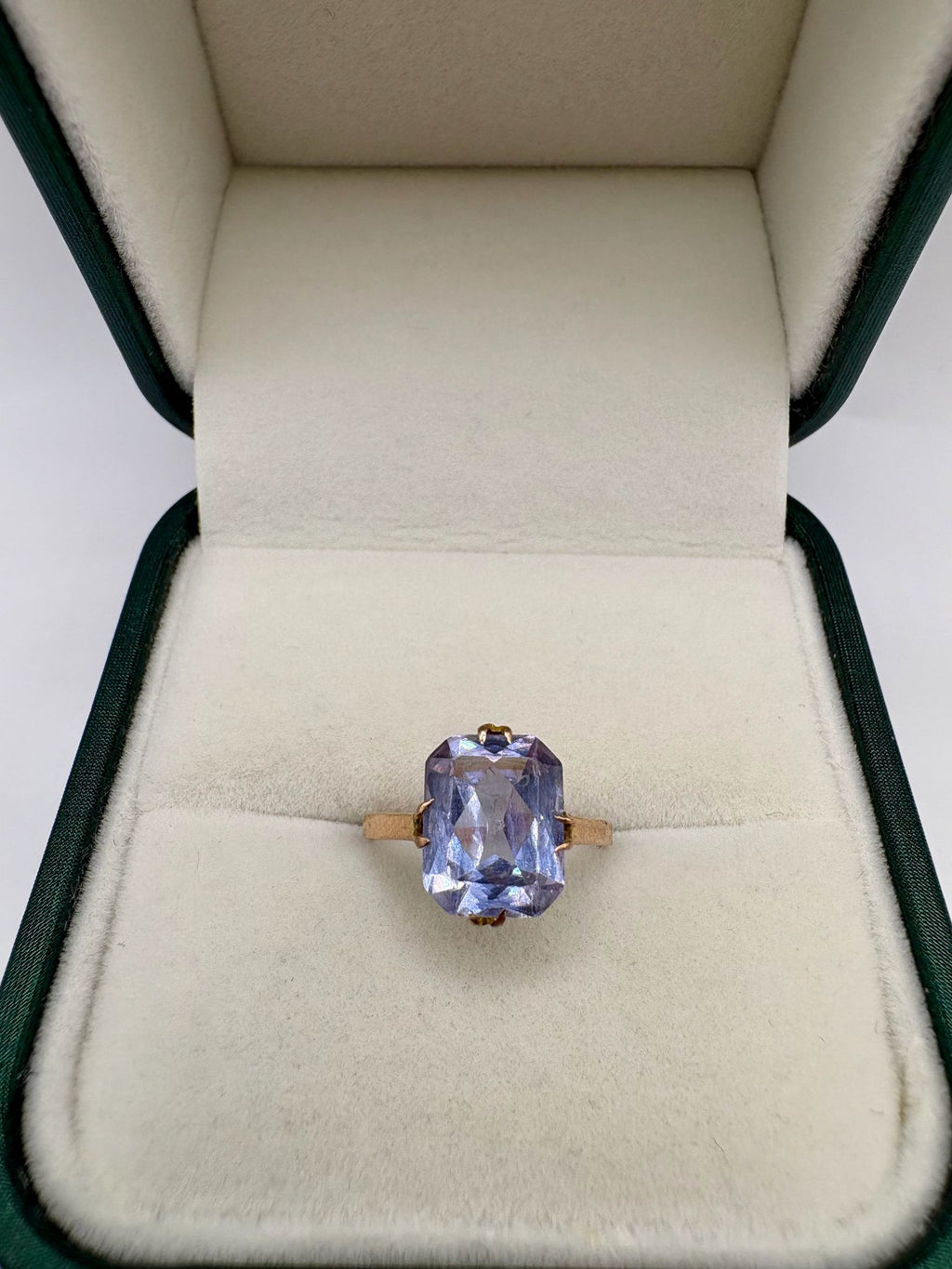 9ct gold vintage gemstone ring