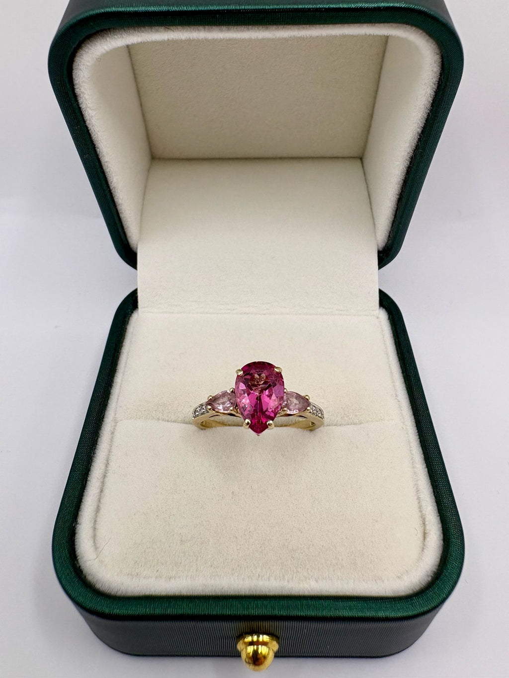 9ct gold pink sapphire and diamond ring
