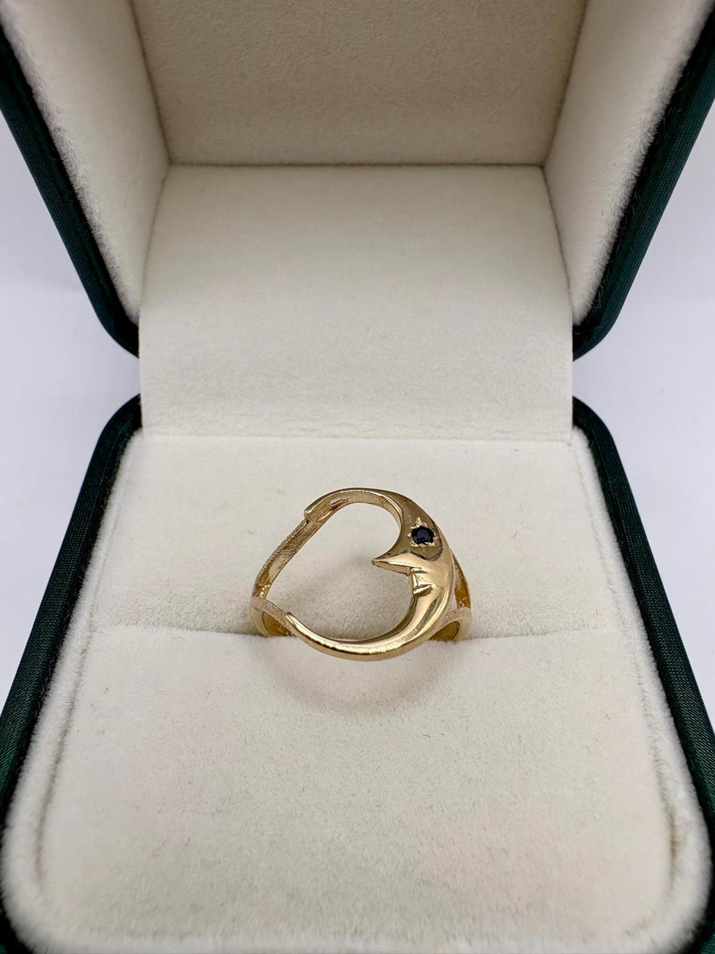 9ct gold sapphire moon ring