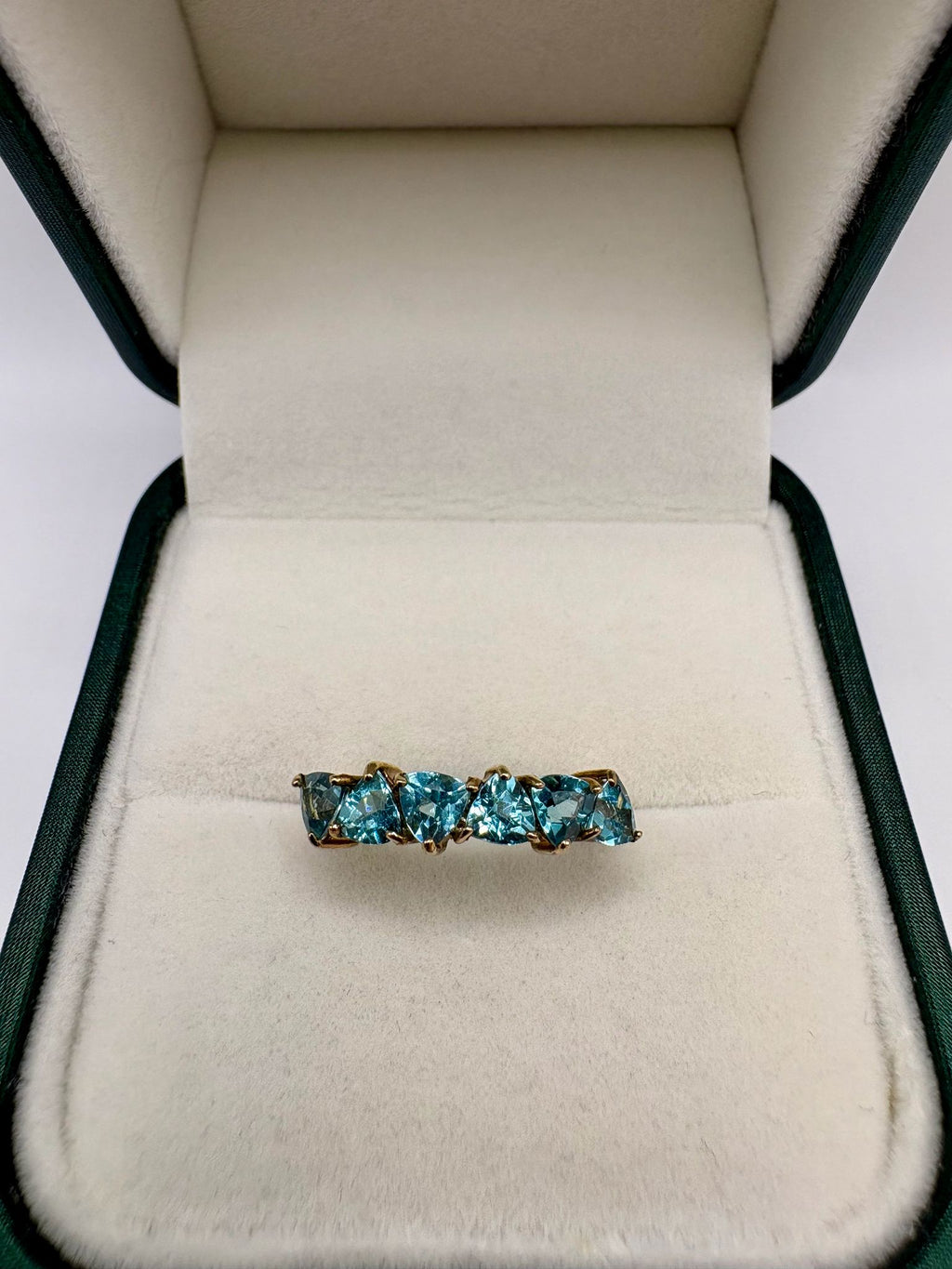 9ct gold topaz ring