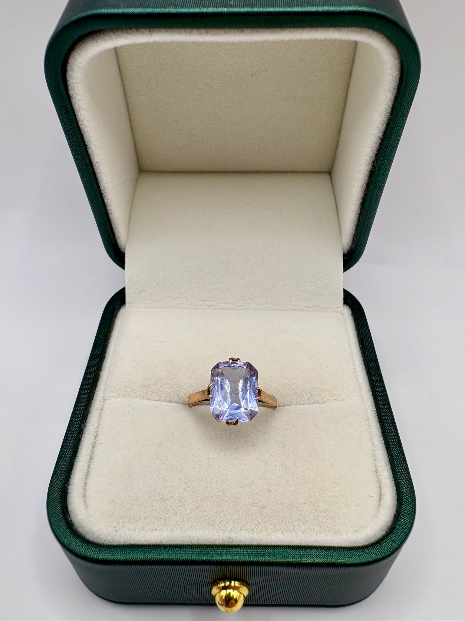 9ct gold vintage gemstone ring