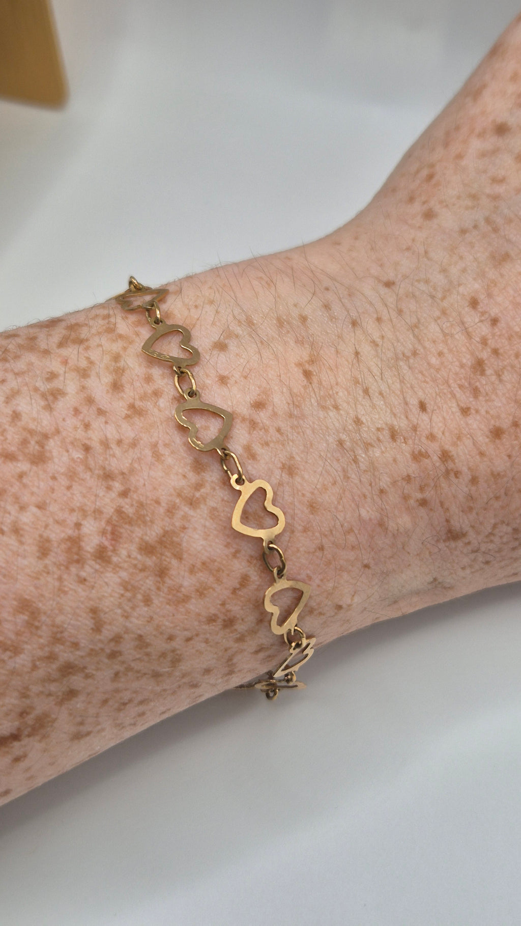 9ct gold heart bracelet