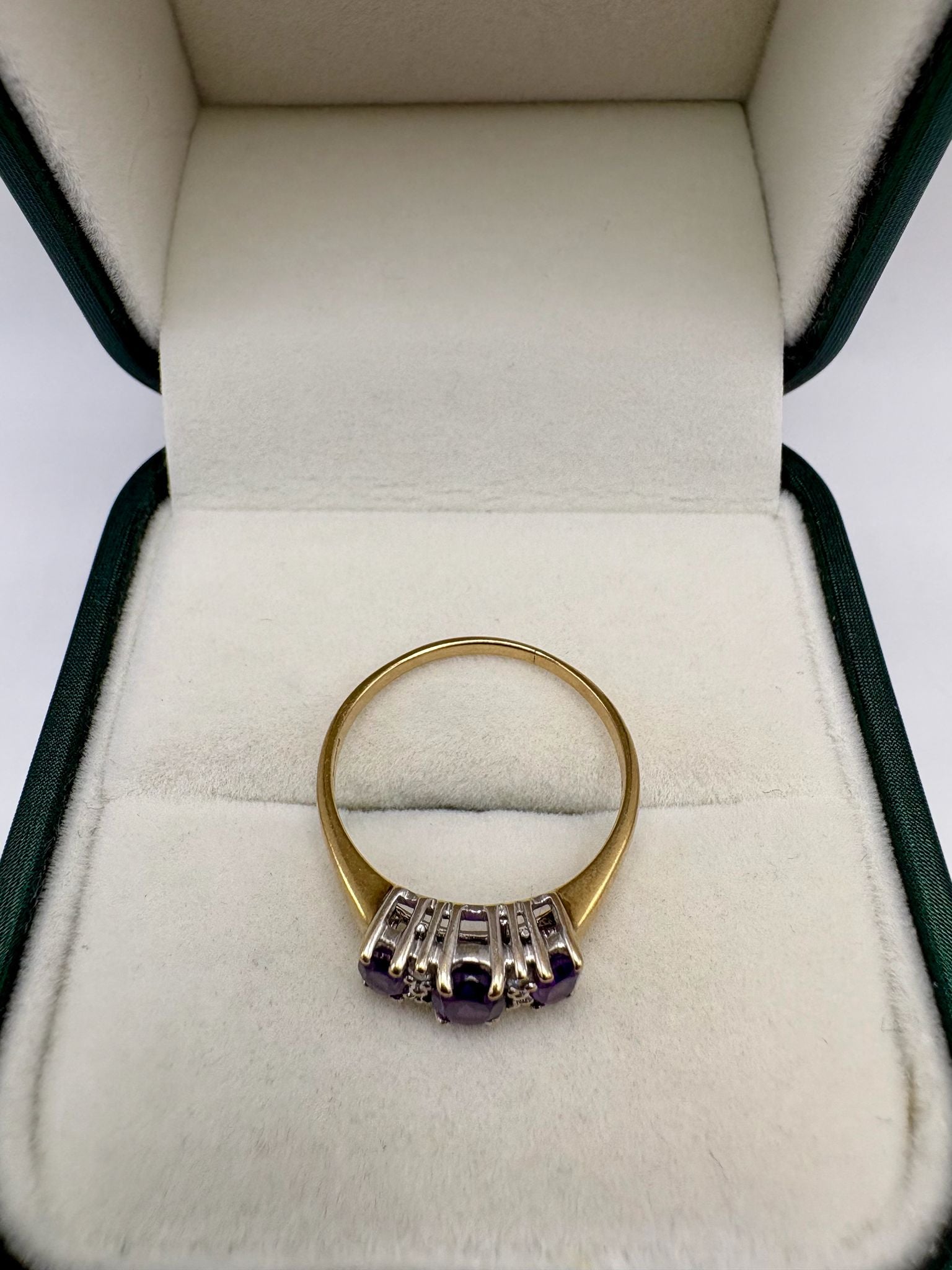 9ct gold amethyst and diamond ring