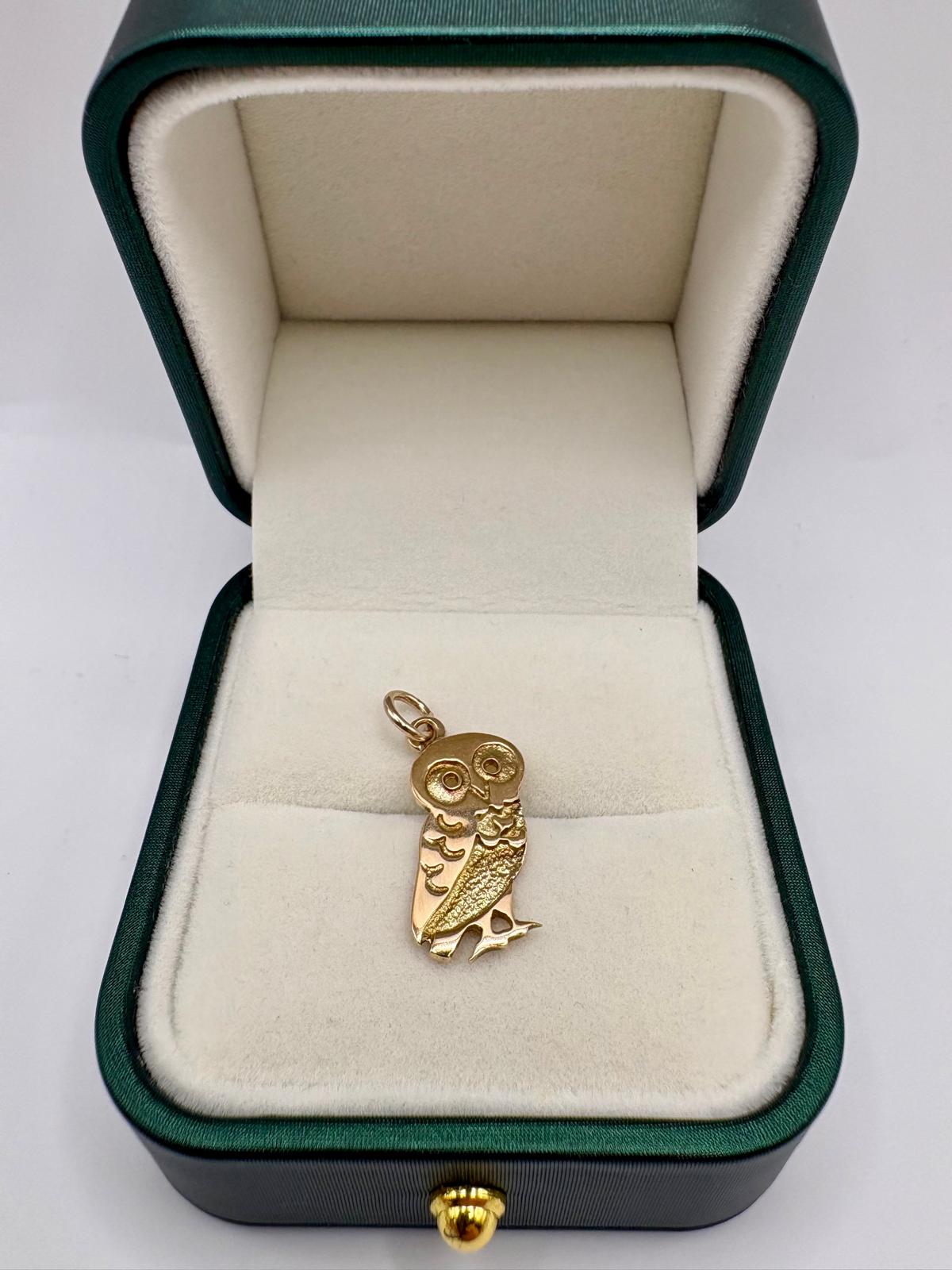 14ct gold owl pendant