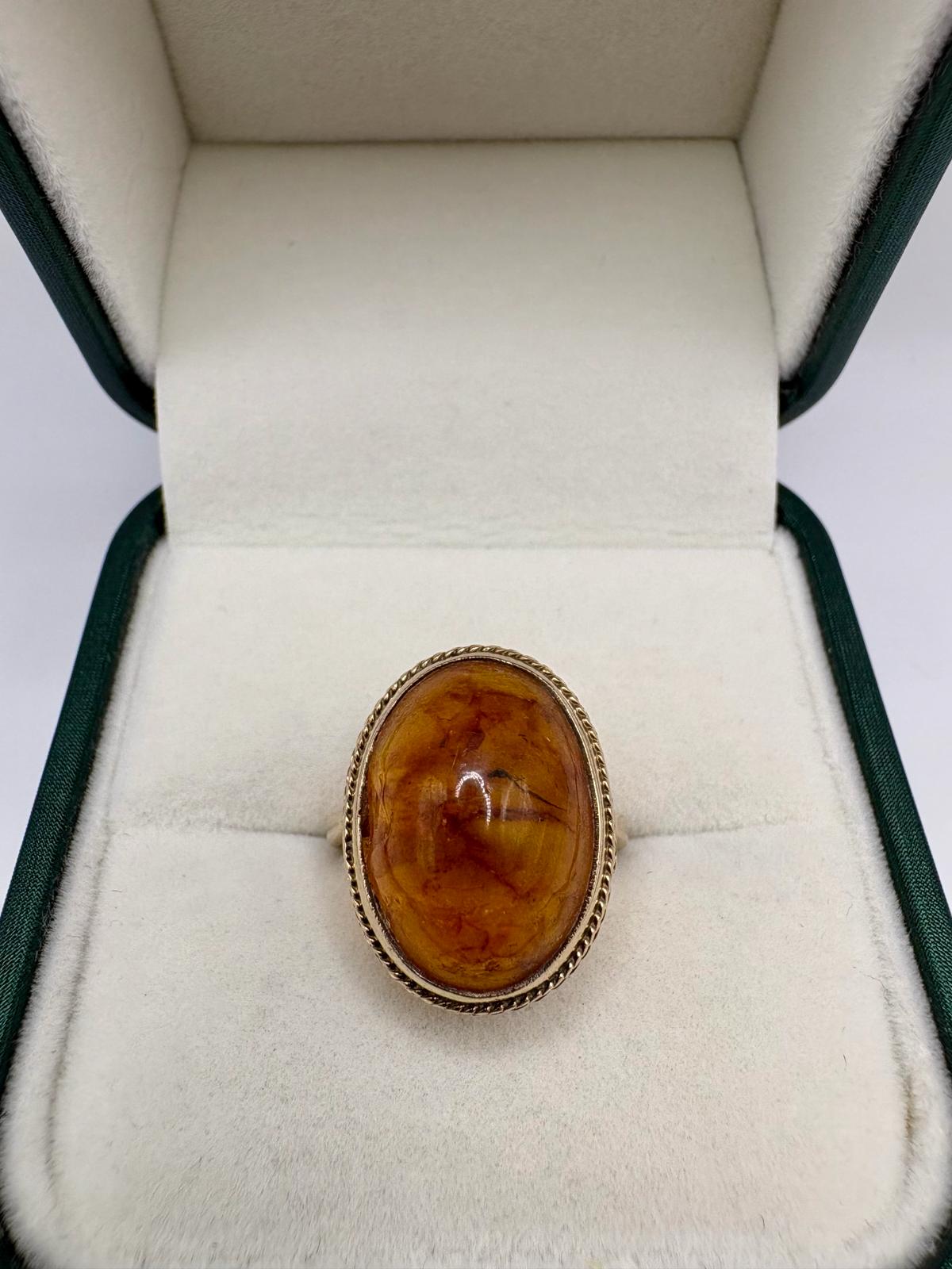 9ct gold heavy amber ring