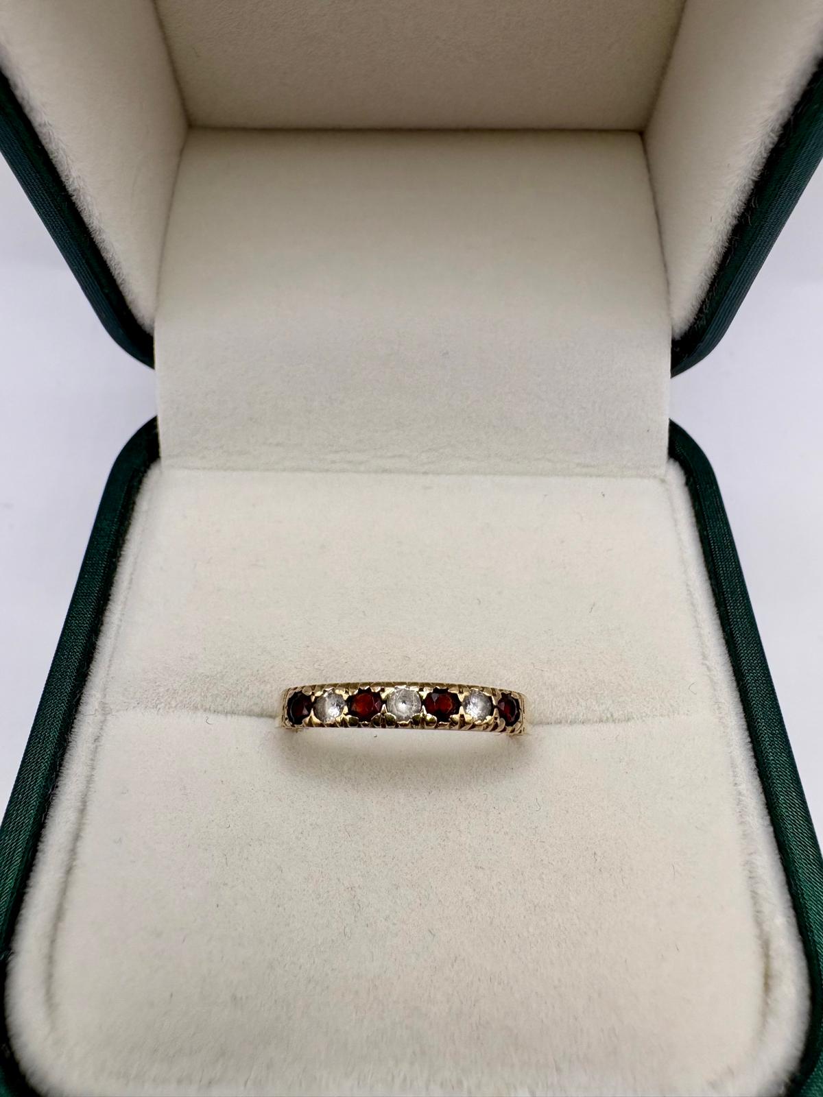 9ct gold garnet and cz ring