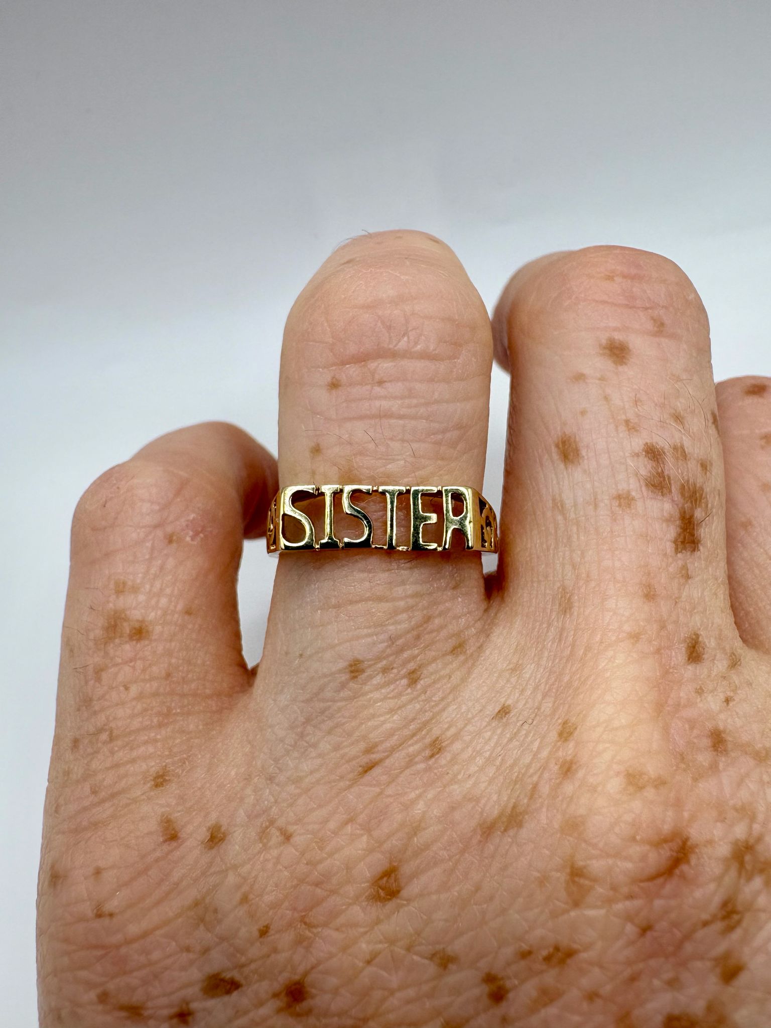 9ct gold sister ring