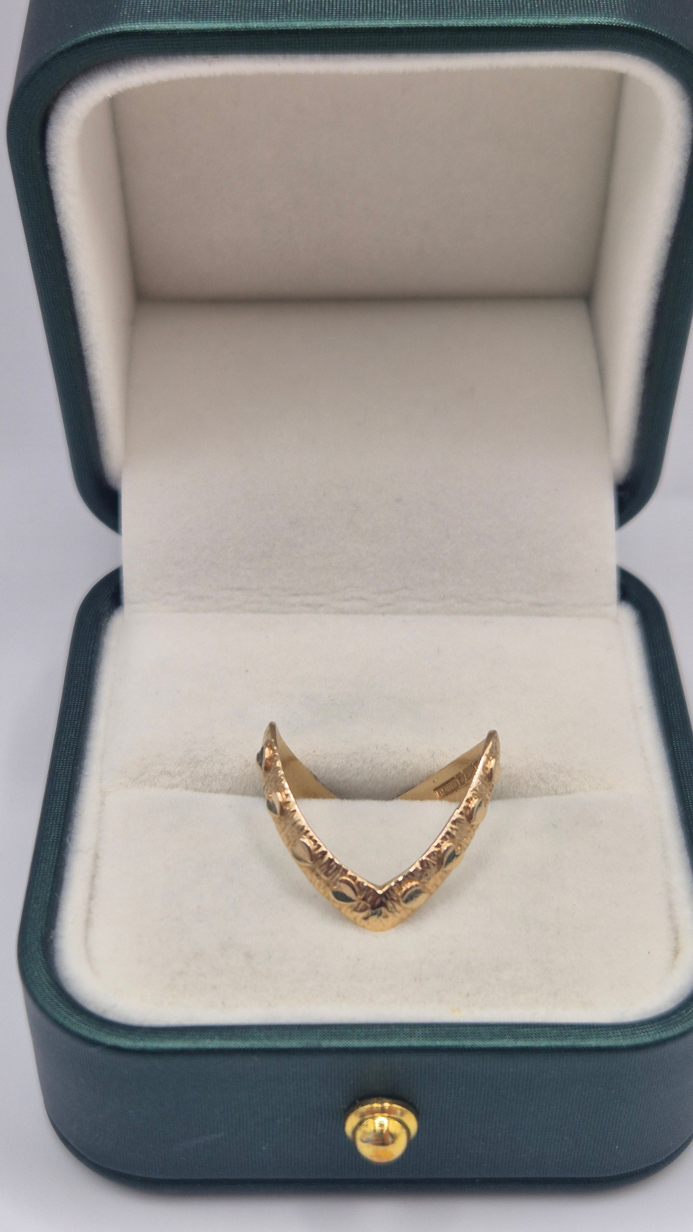 9ct gold double wishbone heart ring