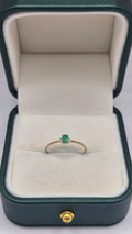 9ct gold diamond and emerald ring