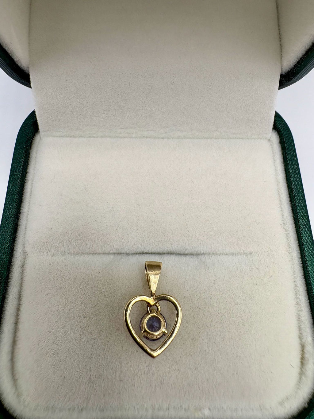 9ct gold tanzanite heart pendant