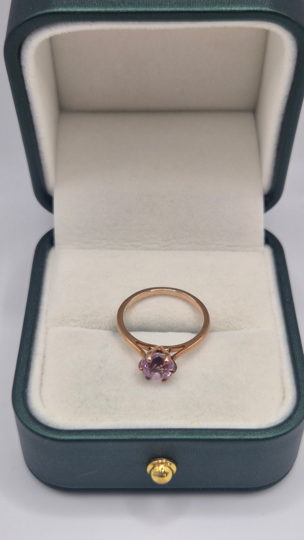 9ct rose gold amethyst ring